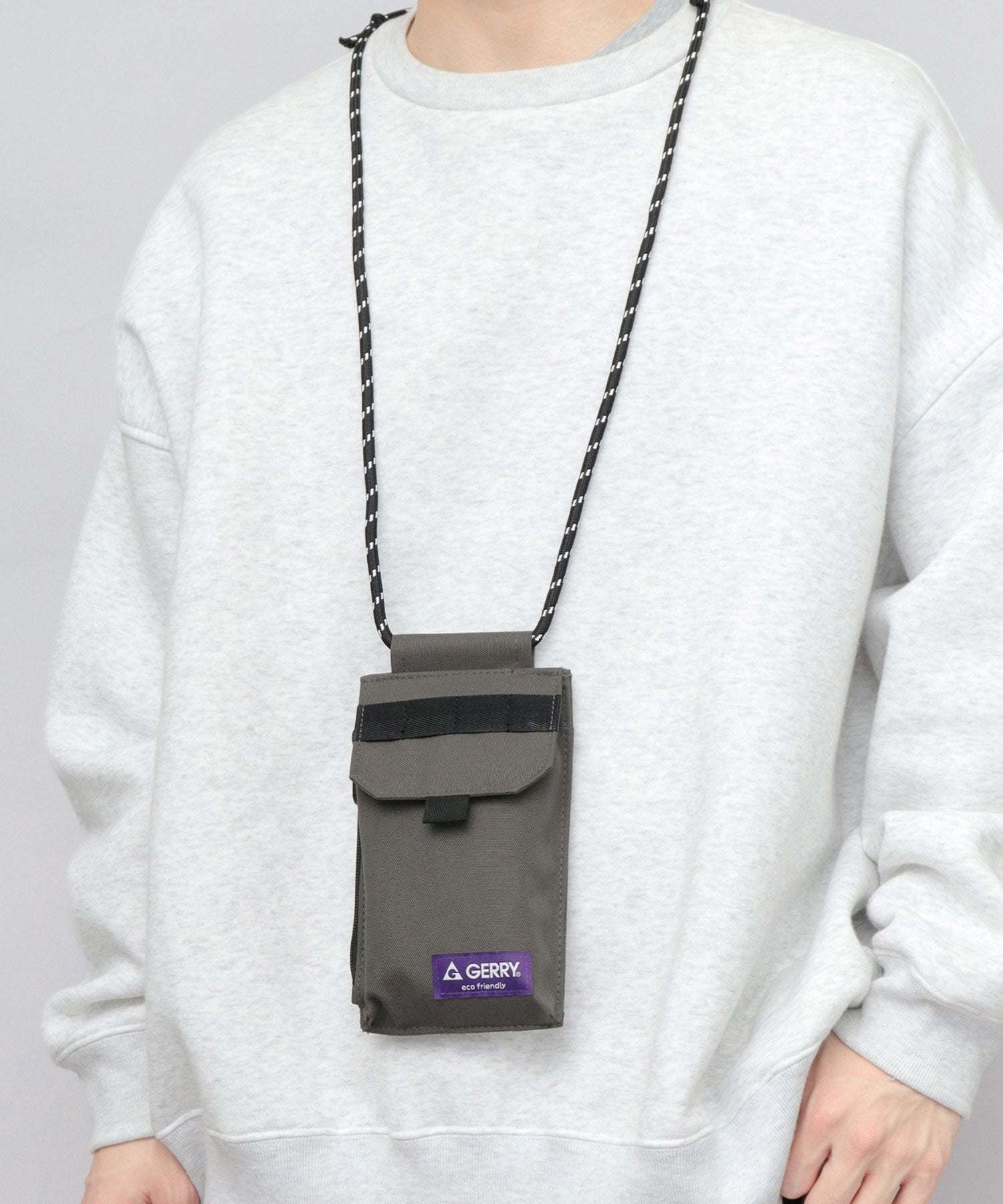 ジェリー GERRY 撥水加工 リサイクルポリエステル スマホ マルチミニショルダーバッグ (チャコール) チャコール