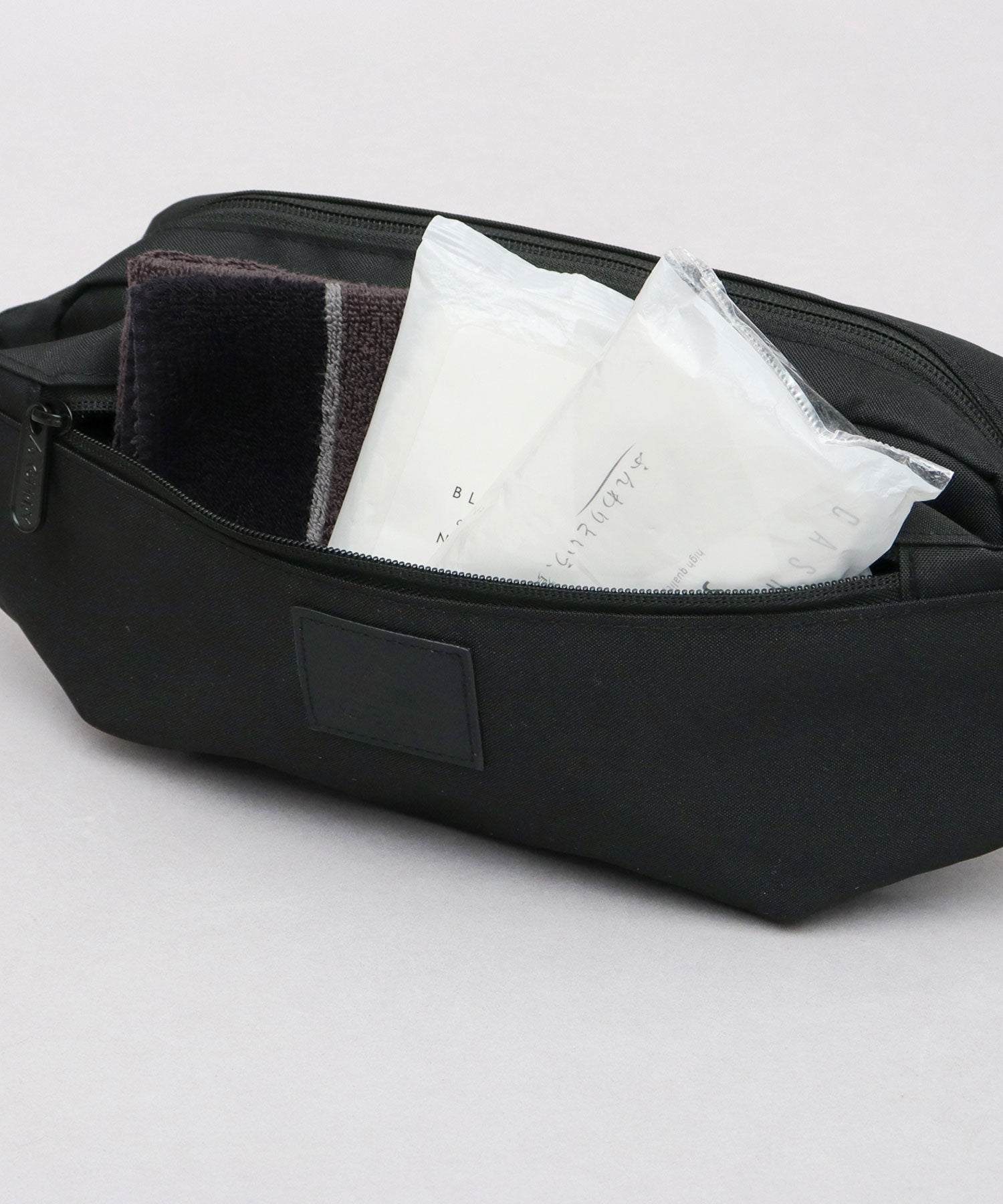 ジェリー GERRY 撥水加工 ウエスト ボディバッグ (ブラック) ブラック