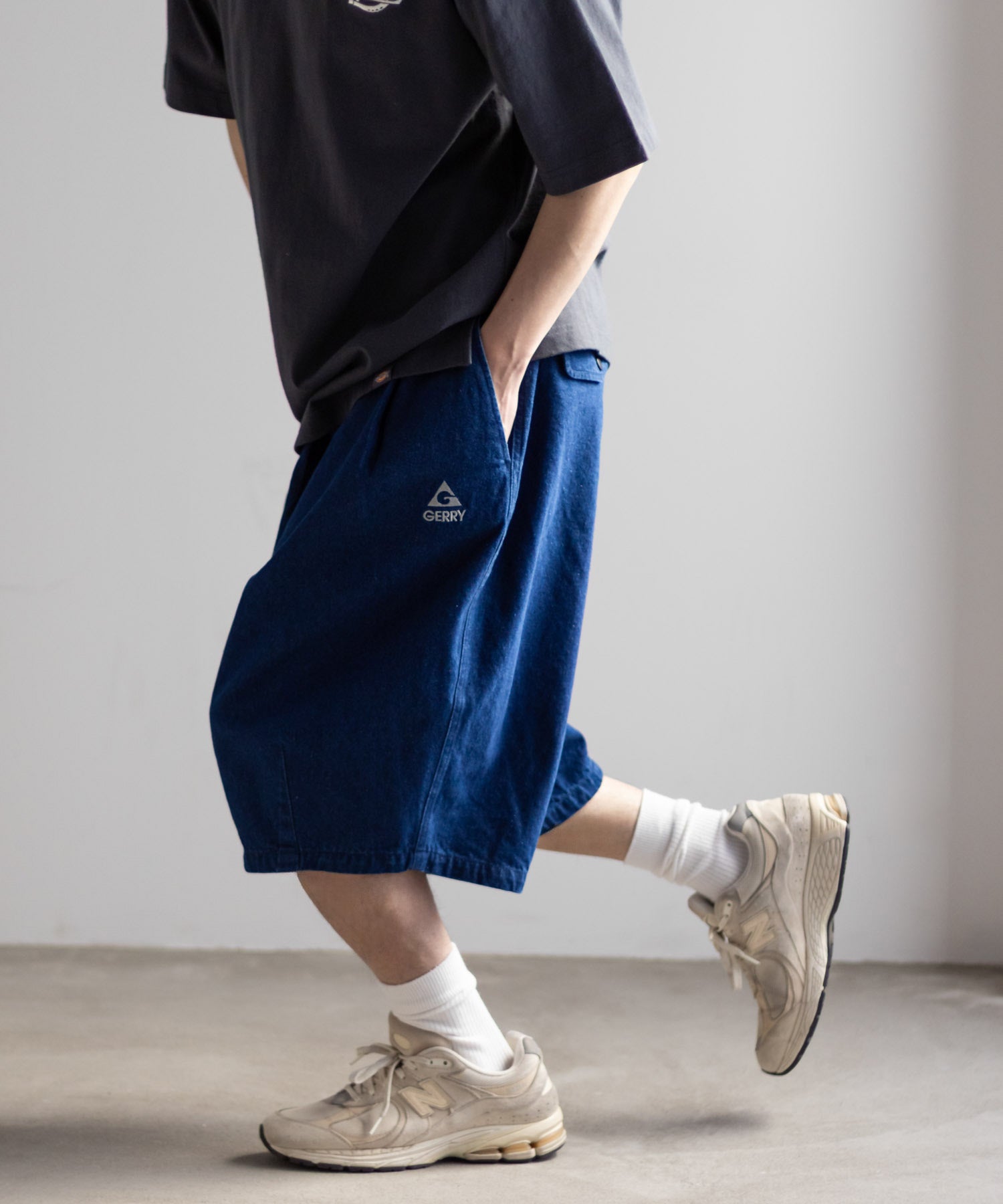 ジェリー GERRY タックワイドショートパンツ (ベージュ) ベージュ