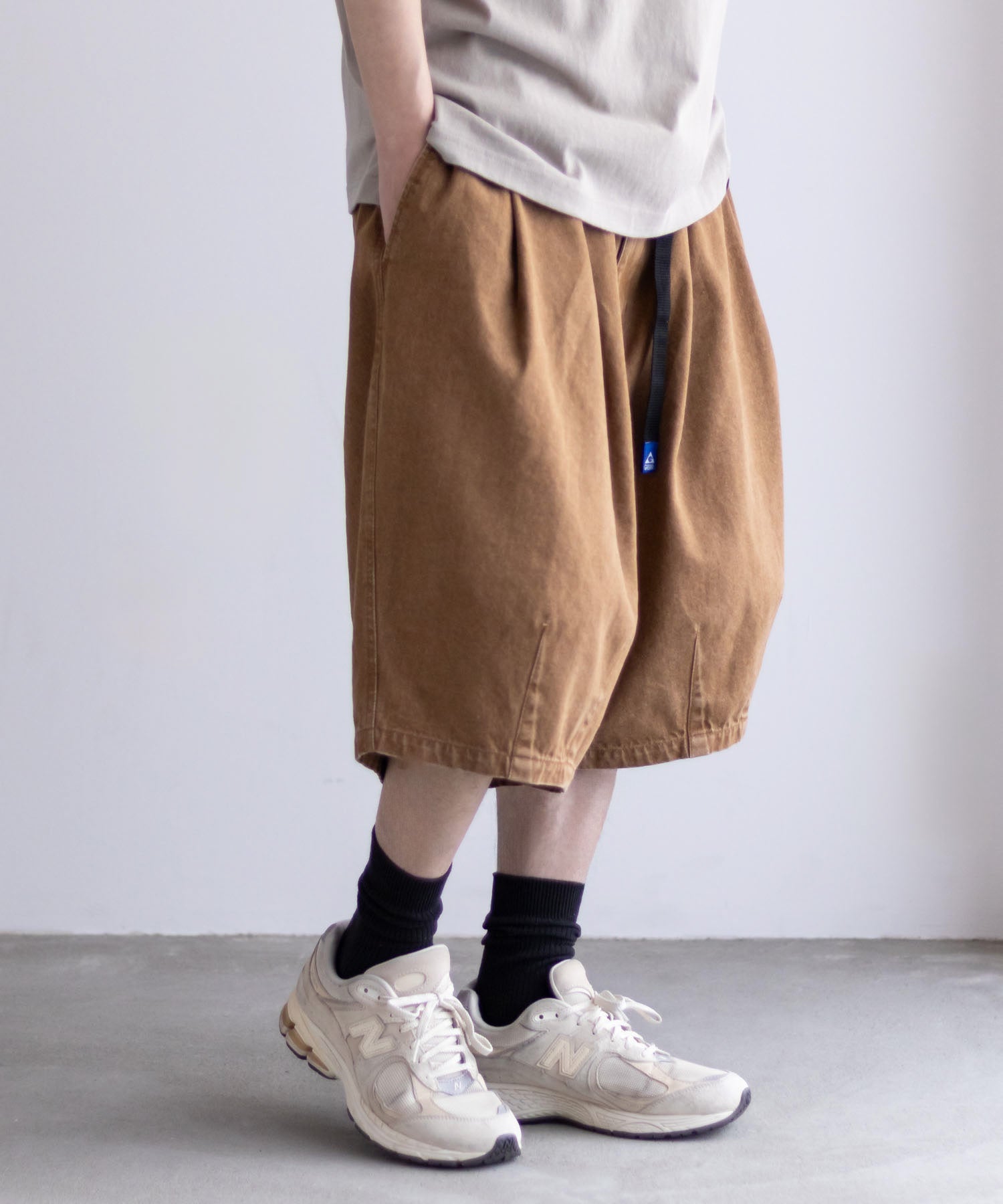 ジェリー GERRY タックワイドショートパンツ (ベージュ) ベージュ