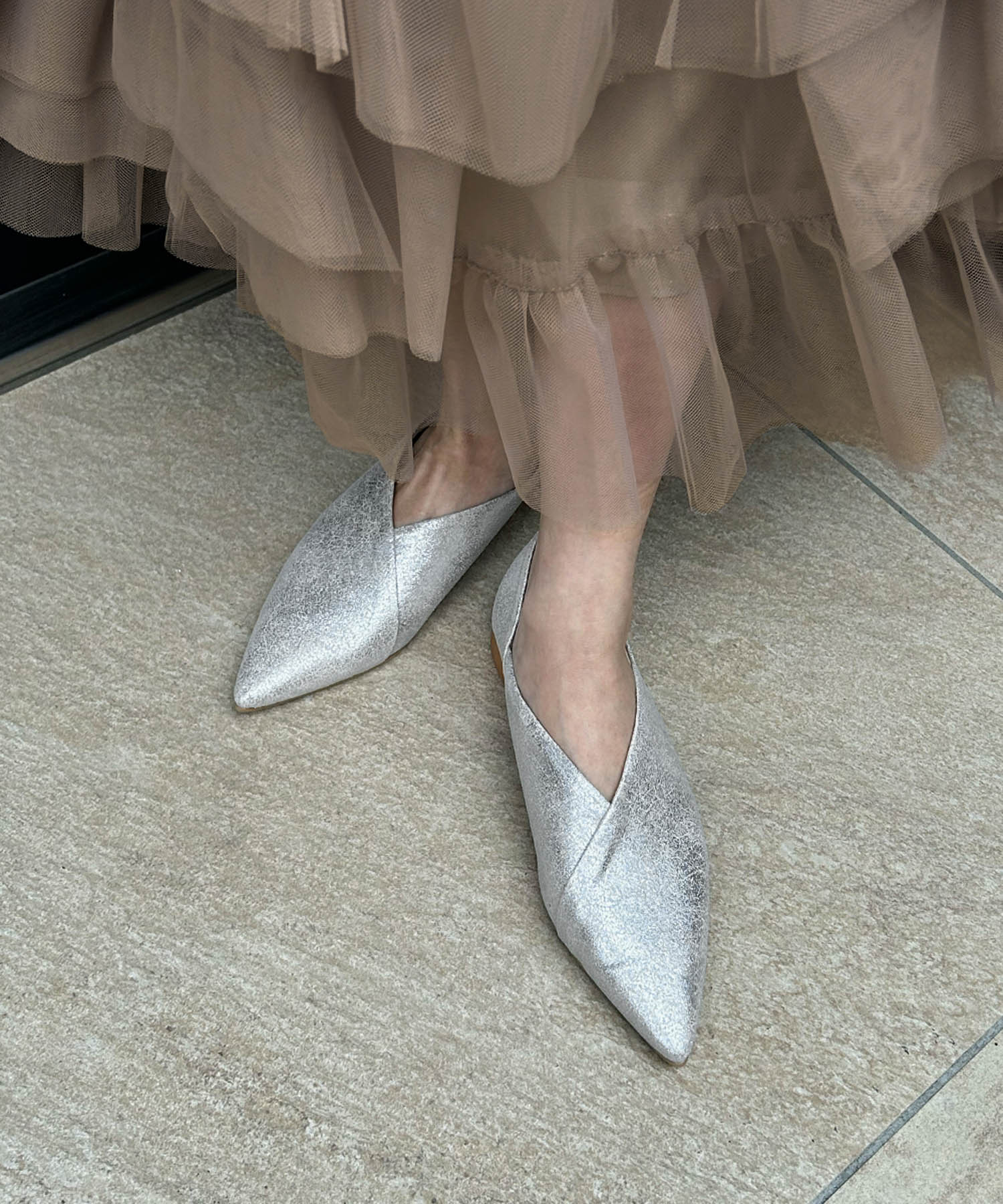 ガール GIRL フェイクレザー Vカット フラットパンプス 結婚式 ヒール オフィス 歩きやすい シューズ (シルバー) シルバー