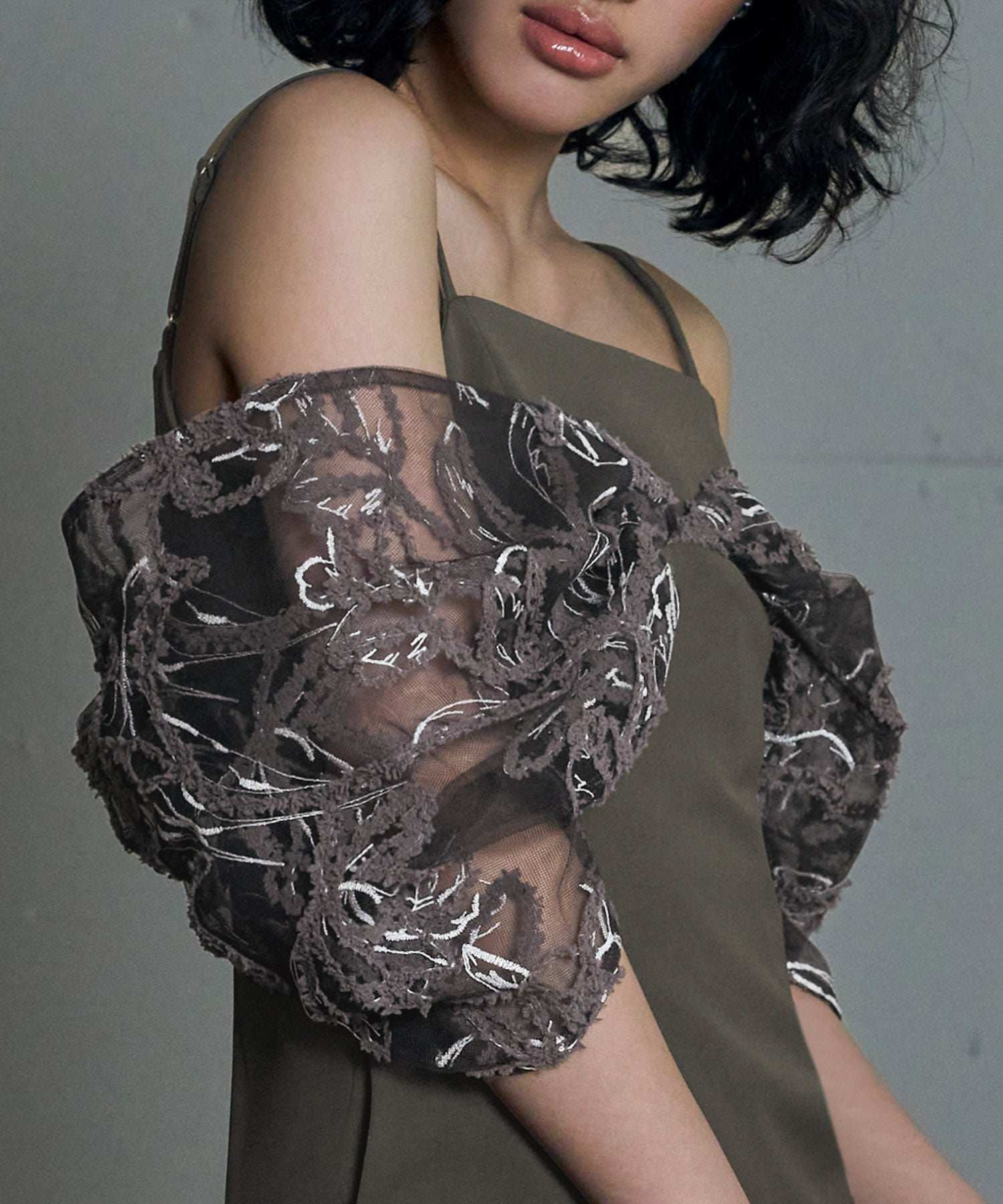 ガール GIRL フェザーフラワードロップショルダー ロング 結婚式 ワンピース パーティードレス オケージョンドレス お呼ばれ 二次会 成人式 同窓会 (チャコールグレー) チャコールグレー