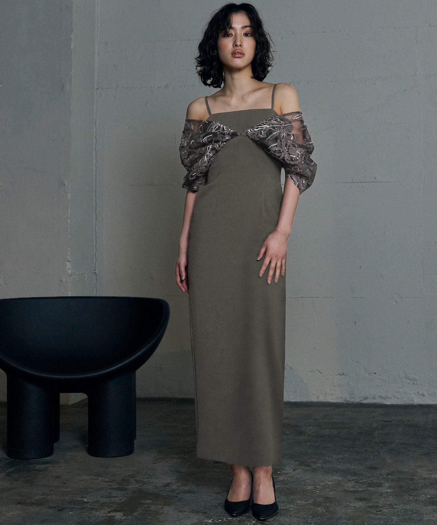 ガール GIRL フェザーフラワードロップショルダー ロング 結婚式 ワンピース パーティードレス オケージョンドレス お呼ばれ 二次会 成人式 同窓会 (チャコールグレー) チャコールグレー