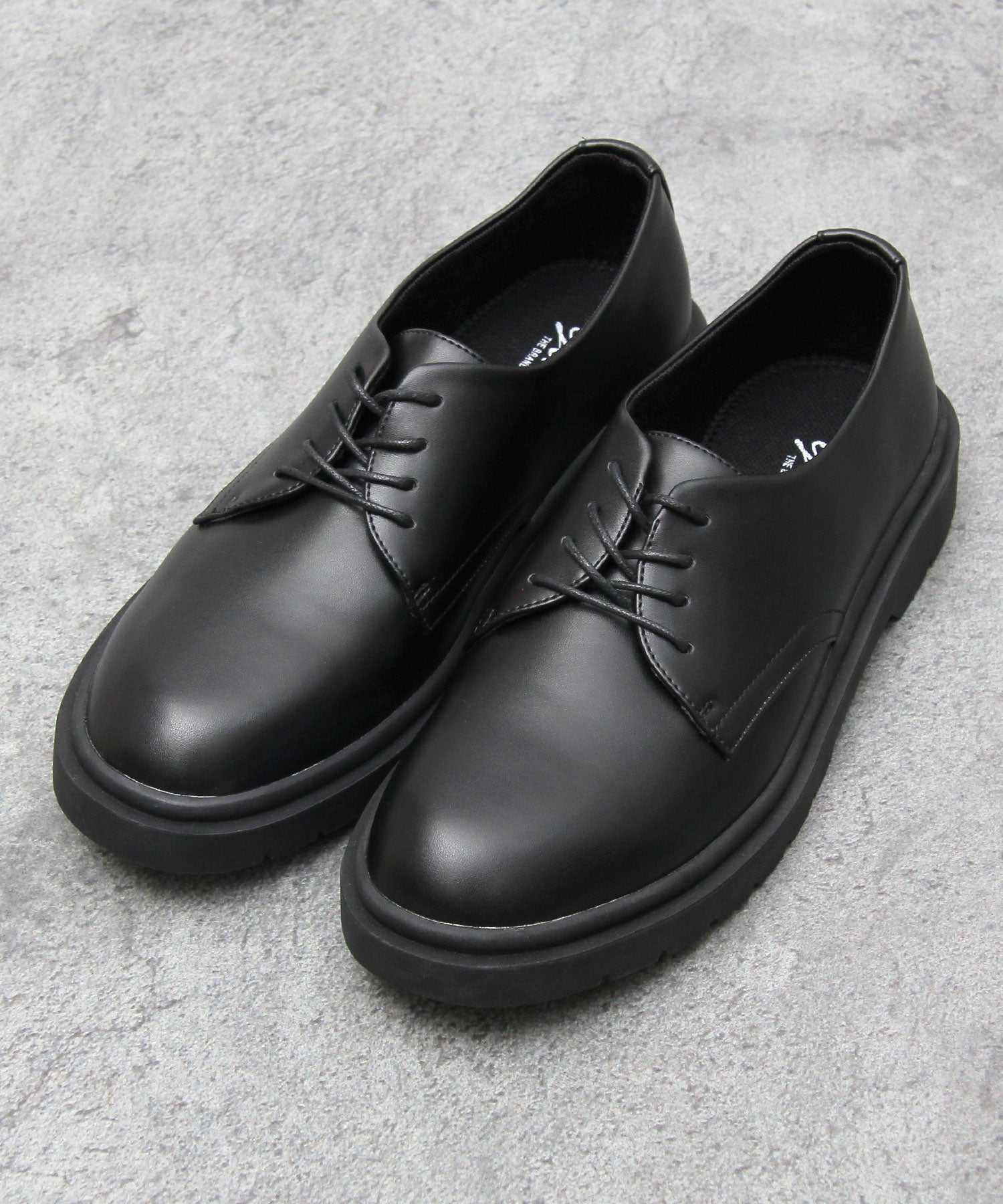 glabella 牛津鞋繫帶假皮革黑色