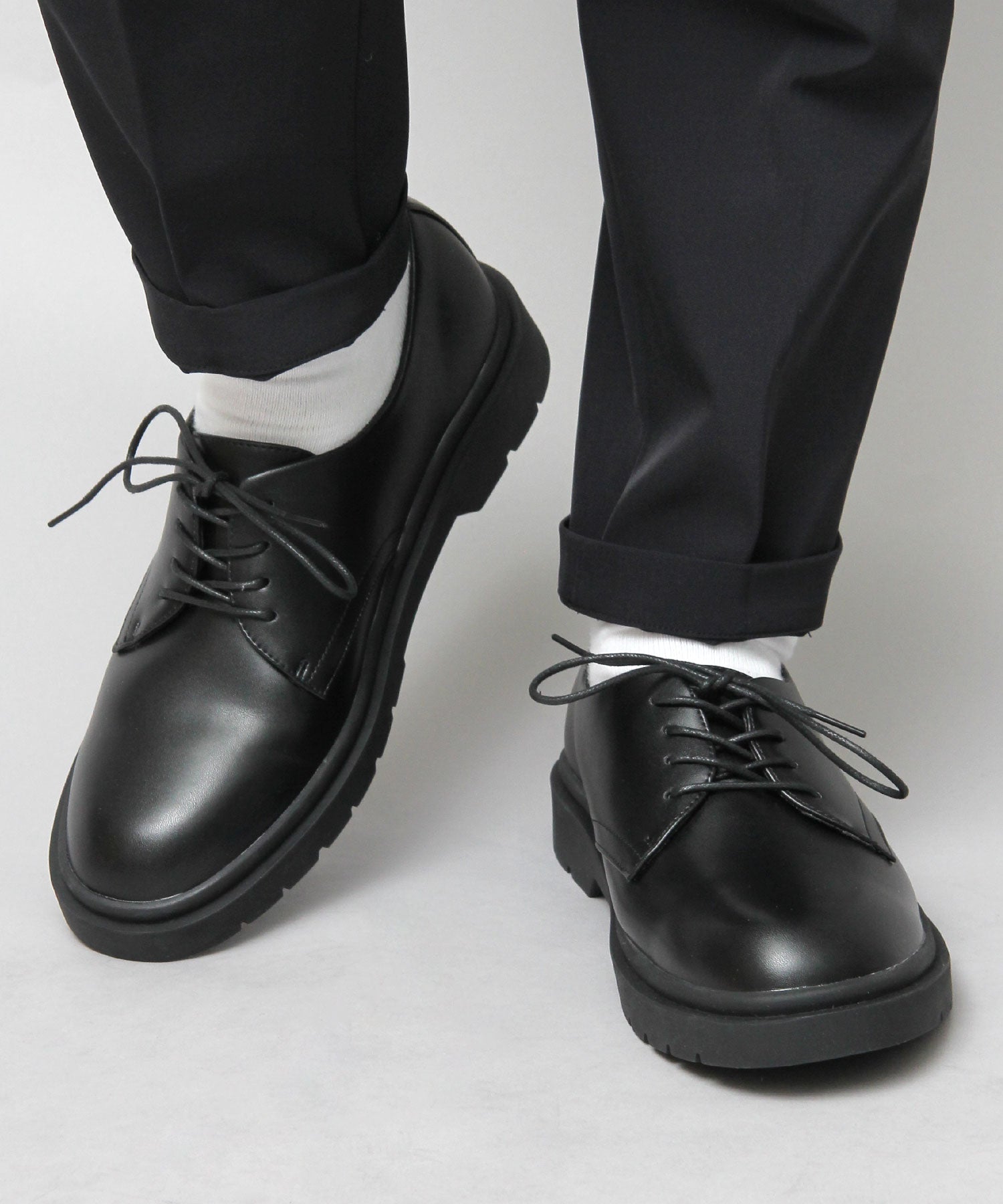 glabella 牛津鞋繫帶假皮革黑色