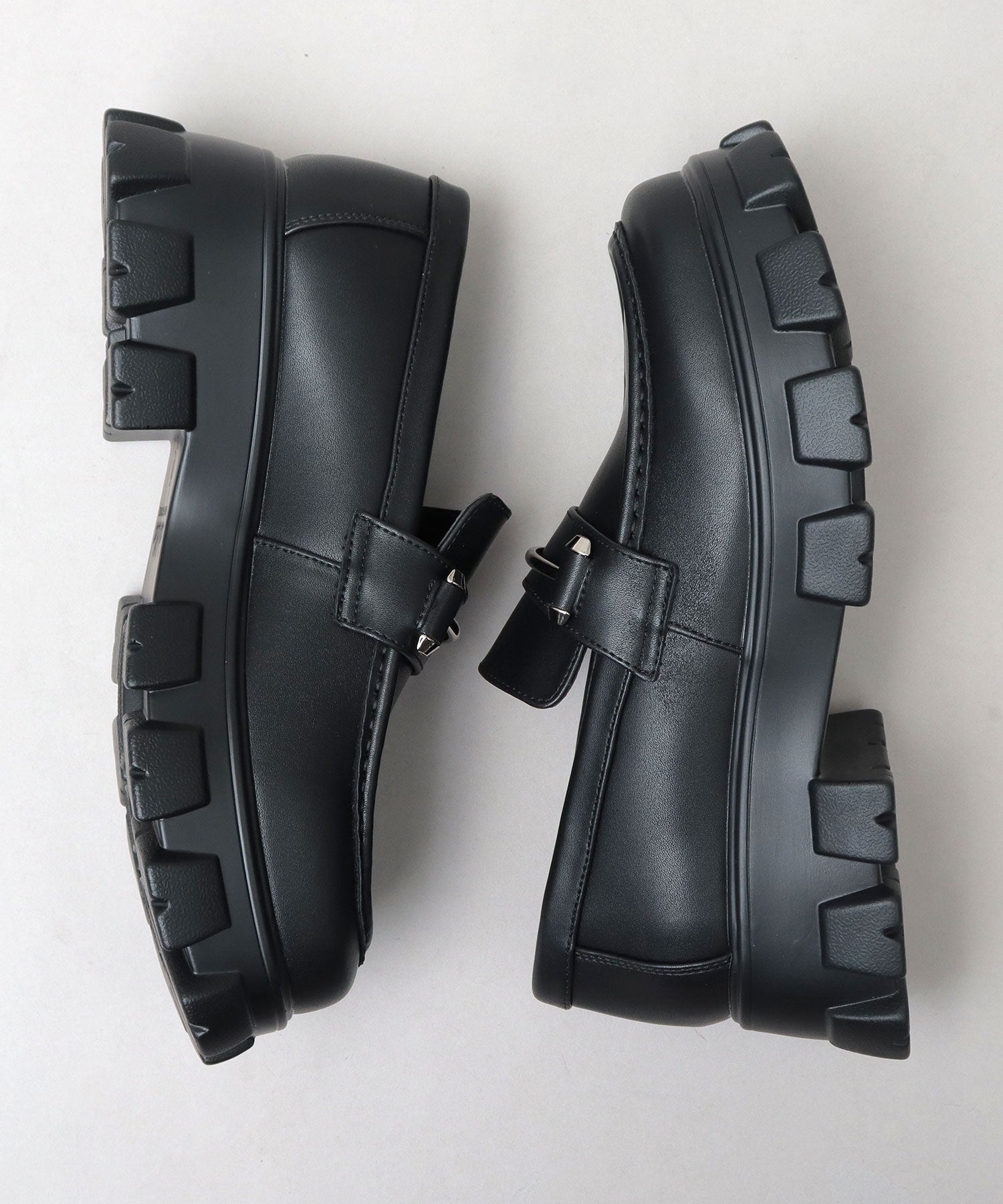 眉間厚底位樂福鞋男士樂福鞋男鞋黑色黑色簡約