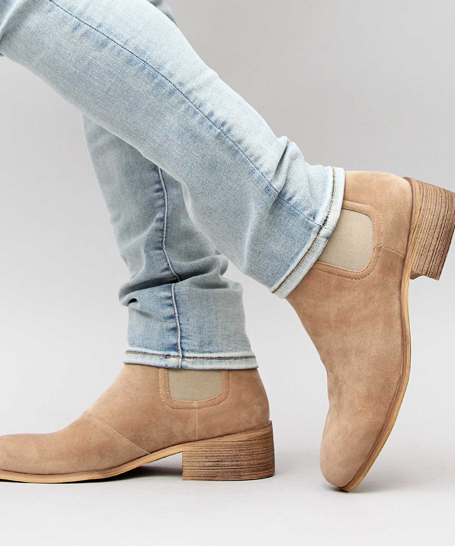 眉間戈爾靴休閒靴男士靴子切爾西靴