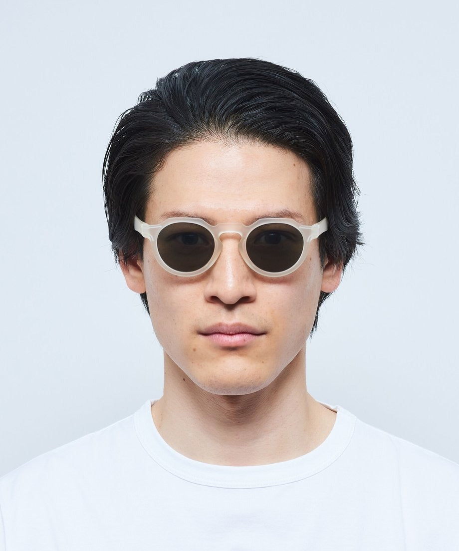 ジュガードフォーティーン jugaad14 【Jugaad14 / ジュガードフォーティーン】HORIZON GRIP MATTE 日本製 鯖江製 UV防護 太陽眼鏡 偏光調光 鏡片