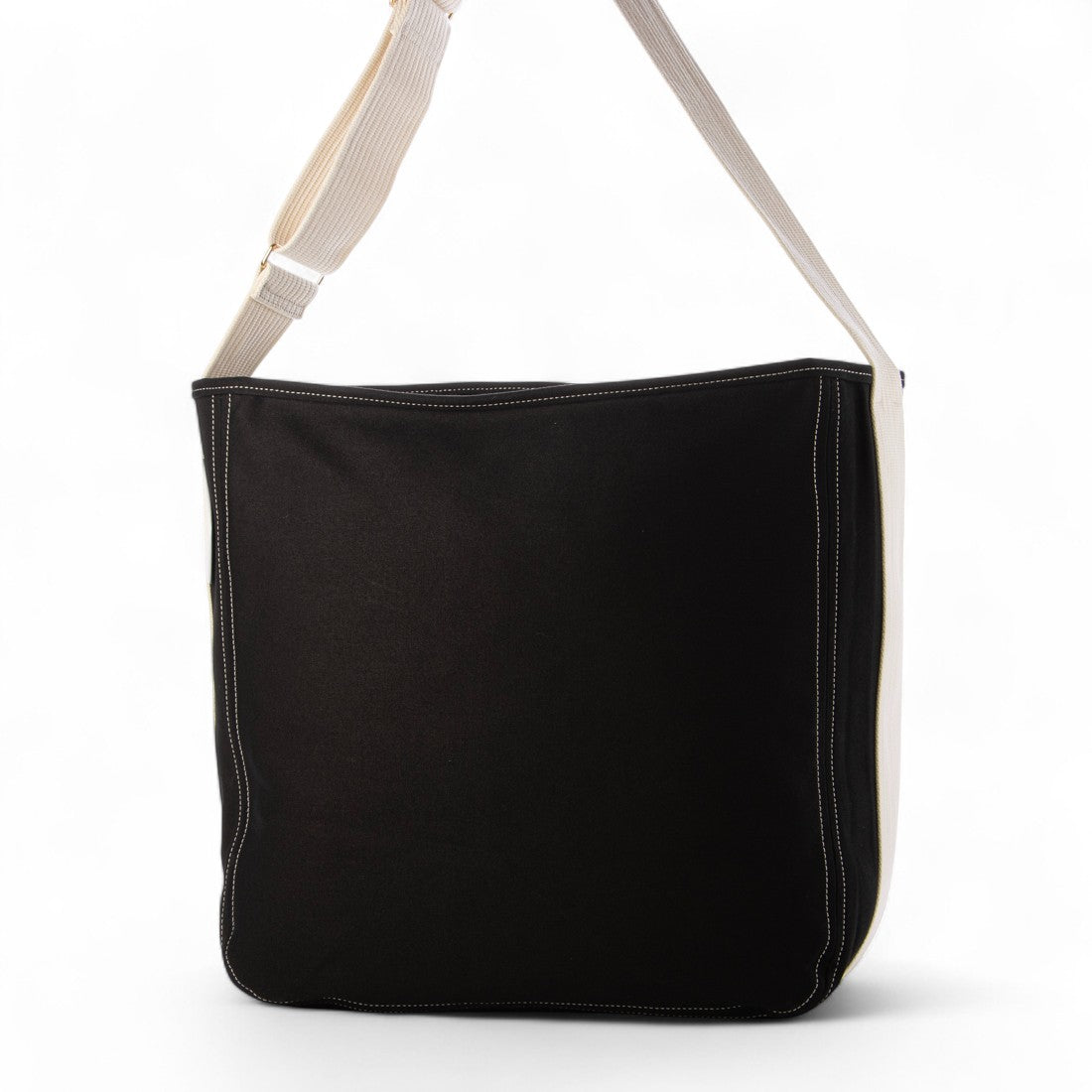 メゾンキャンバス MAISON CANVVAS M1011 MAISON CVS SHOULDER L (ブラック) ブラック