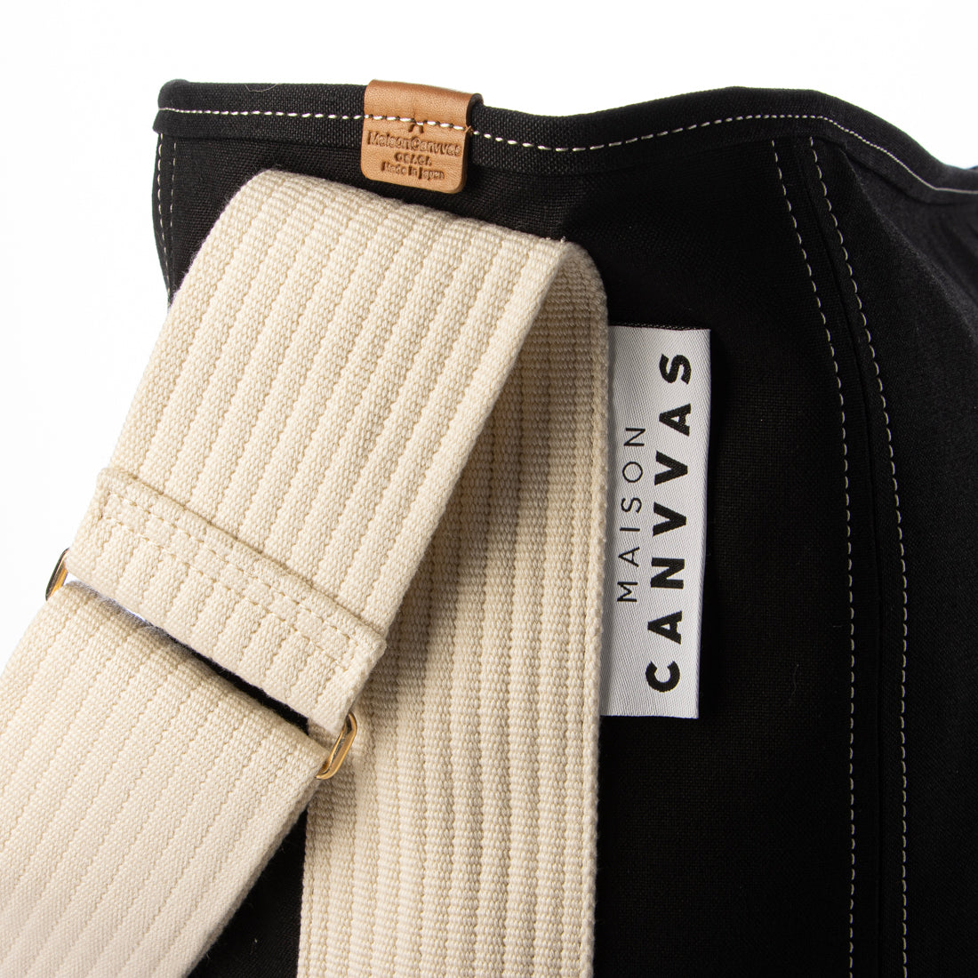 メゾンキャンバス MAISON CANVVAS M1011 MAISON CVS SHOULDER L (ブラック) ブラック