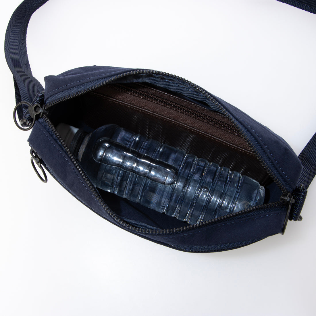 メゾンキャンバス MAISON CANVVAS M1097 MAISON CVS NYLON SHLDR S (ネイビー) ネイビー