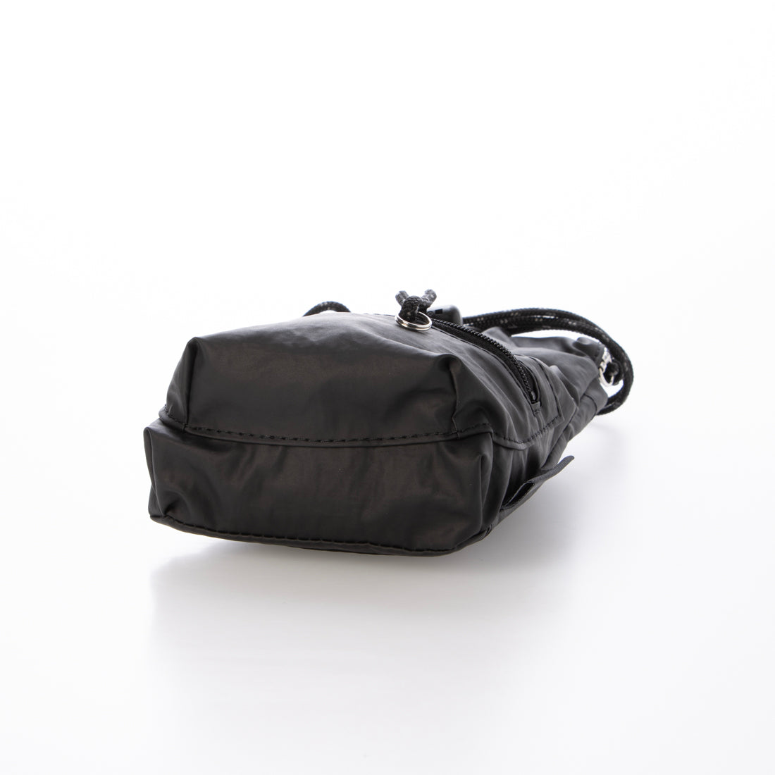 メゾンキャンバス MAISON CANVVAS M1206 BANE ALL IN POUCH (ブラック) ブラック