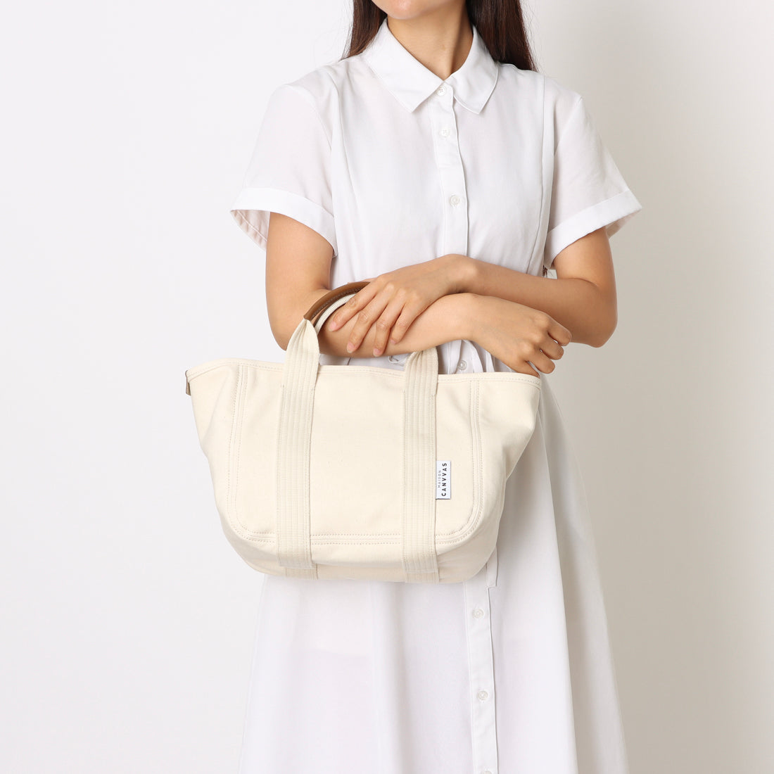メゾンキャンバス MAISON CANVVAS M1001 MAISON CANVVAS TOTE S (ホワイト) ホワイト