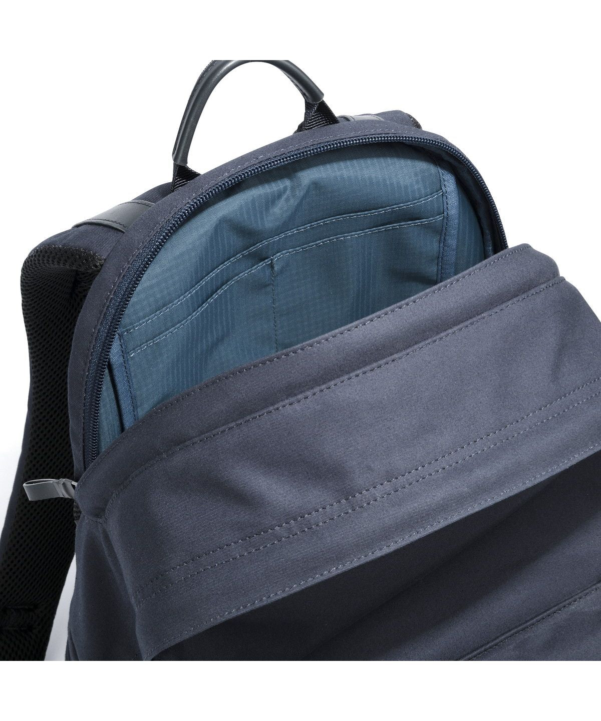アントラック UNTRACK アントラック リュック デイパック バックパック UNTRACK A4 20L PC 2気室 旅行 撥水 軽い CITY/VT Day Pack S 60026 (ネイビー) ネイビー