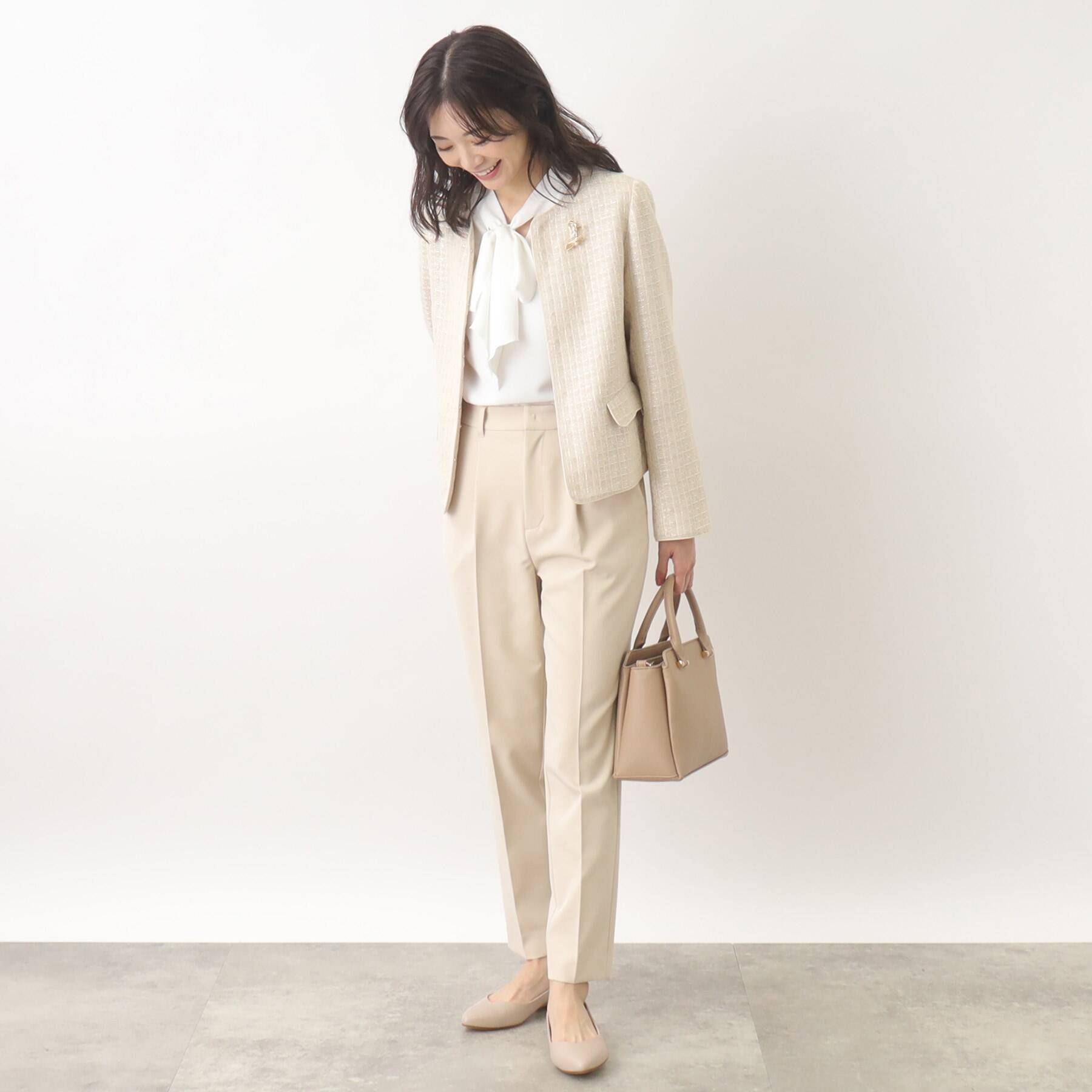 グローブ grove やわここち(R) Vカットフラットパンプス (スムースブラック) スムースブラック(019)