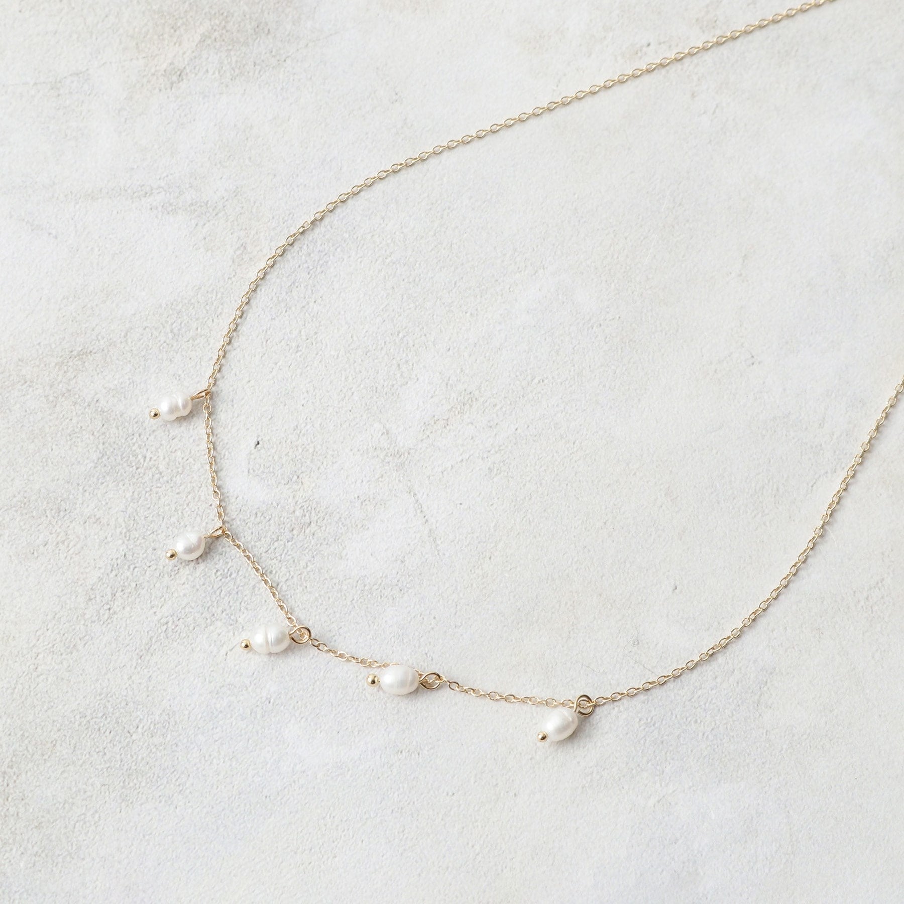 Grove grove Baroque pearl short necklace