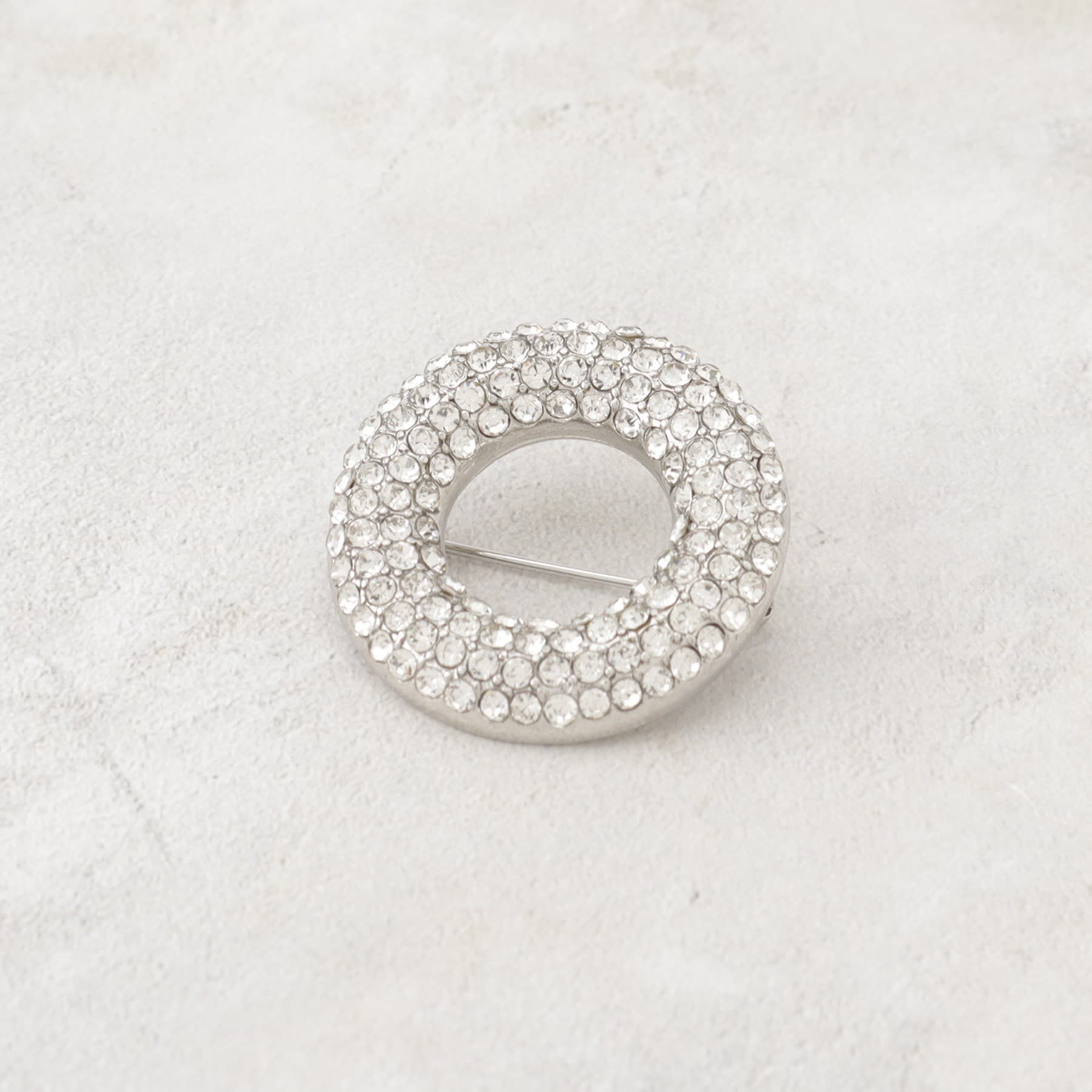 グローブ grove サークルビジューブローチ (ゴールド(007)) ゴールド(007)