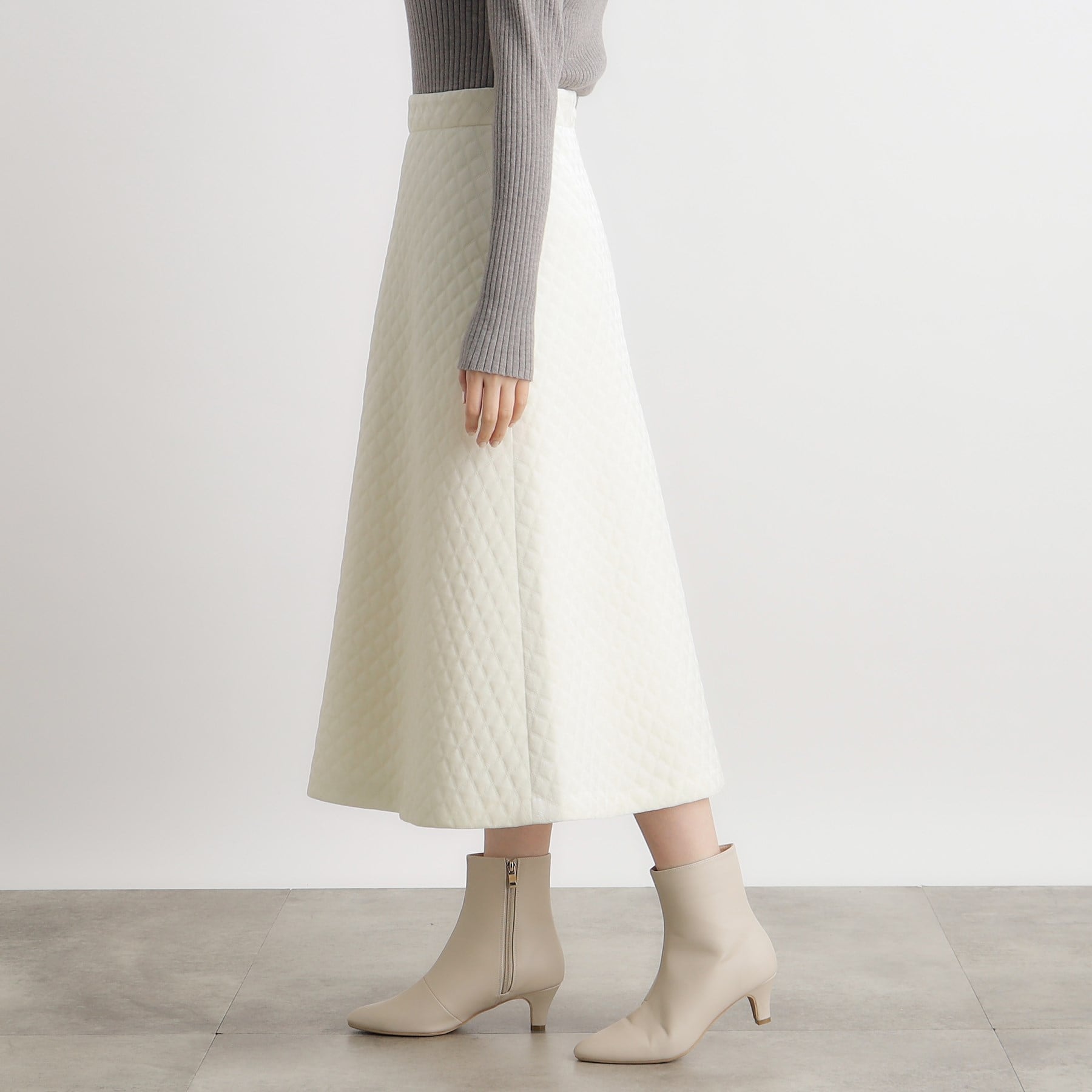 グローブ grove ベロアエンボススカート (オフホワイト(003)) オフホワイト(003)