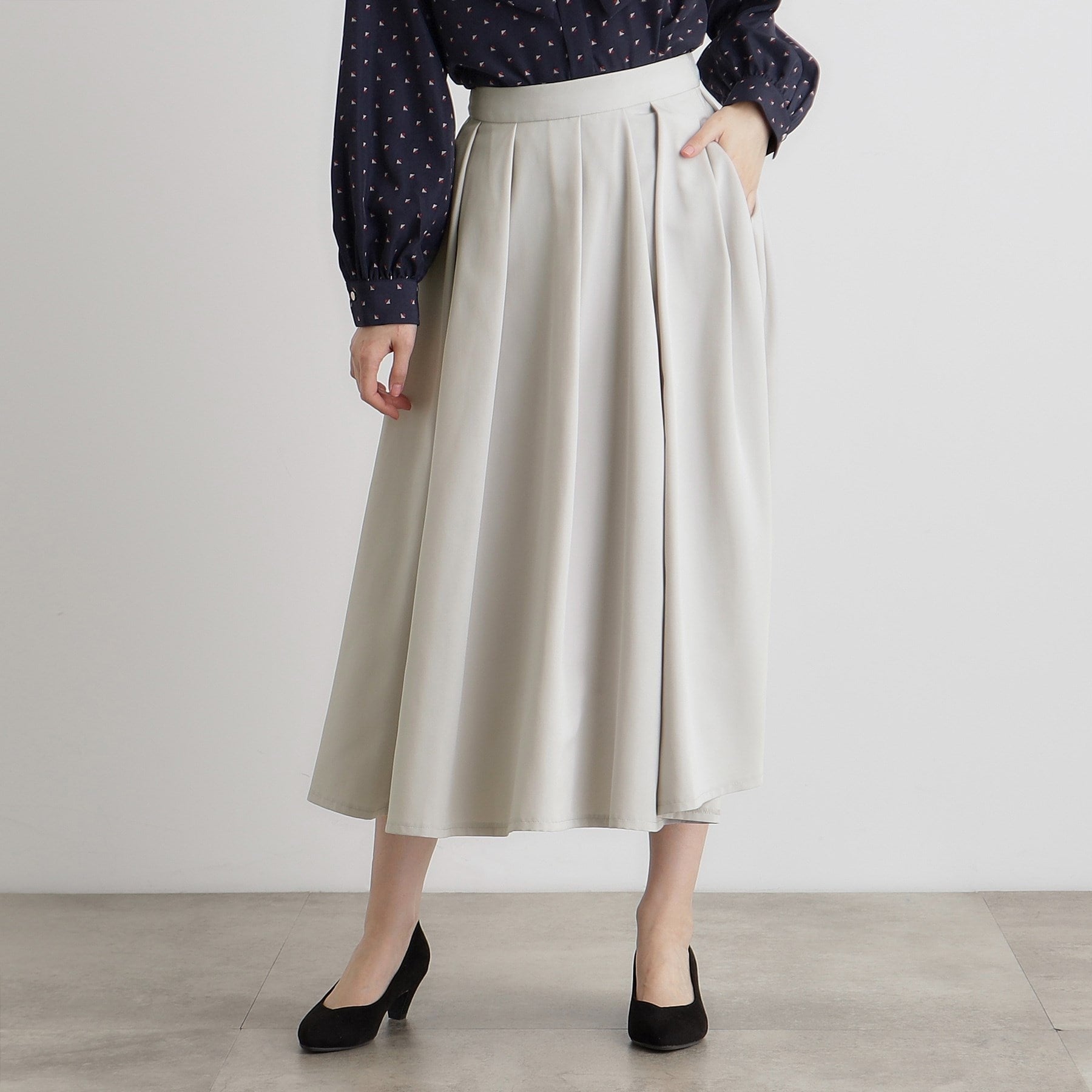 グローブ grove イレギュラータックフレアスカート (チャコールグレー(013)) チャコールグレー(013)