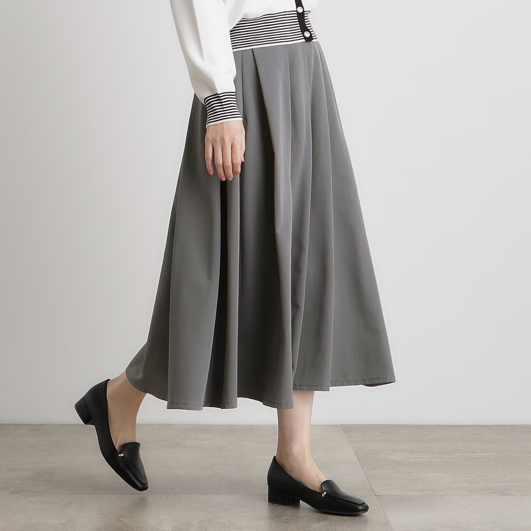 グローブ grove イレギュラータックフレアスカート (チャコールグレー(013)) チャコールグレー(013)