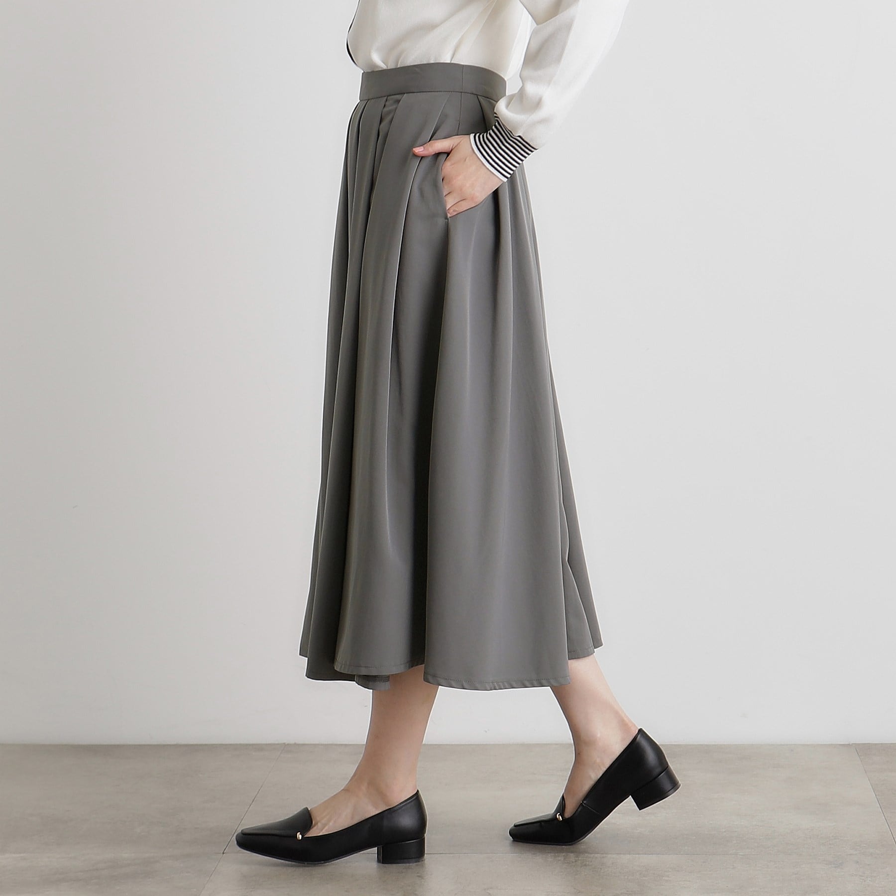 グローブ grove イレギュラータックフレアスカート (チャコールグレー(013)) チャコールグレー(013)