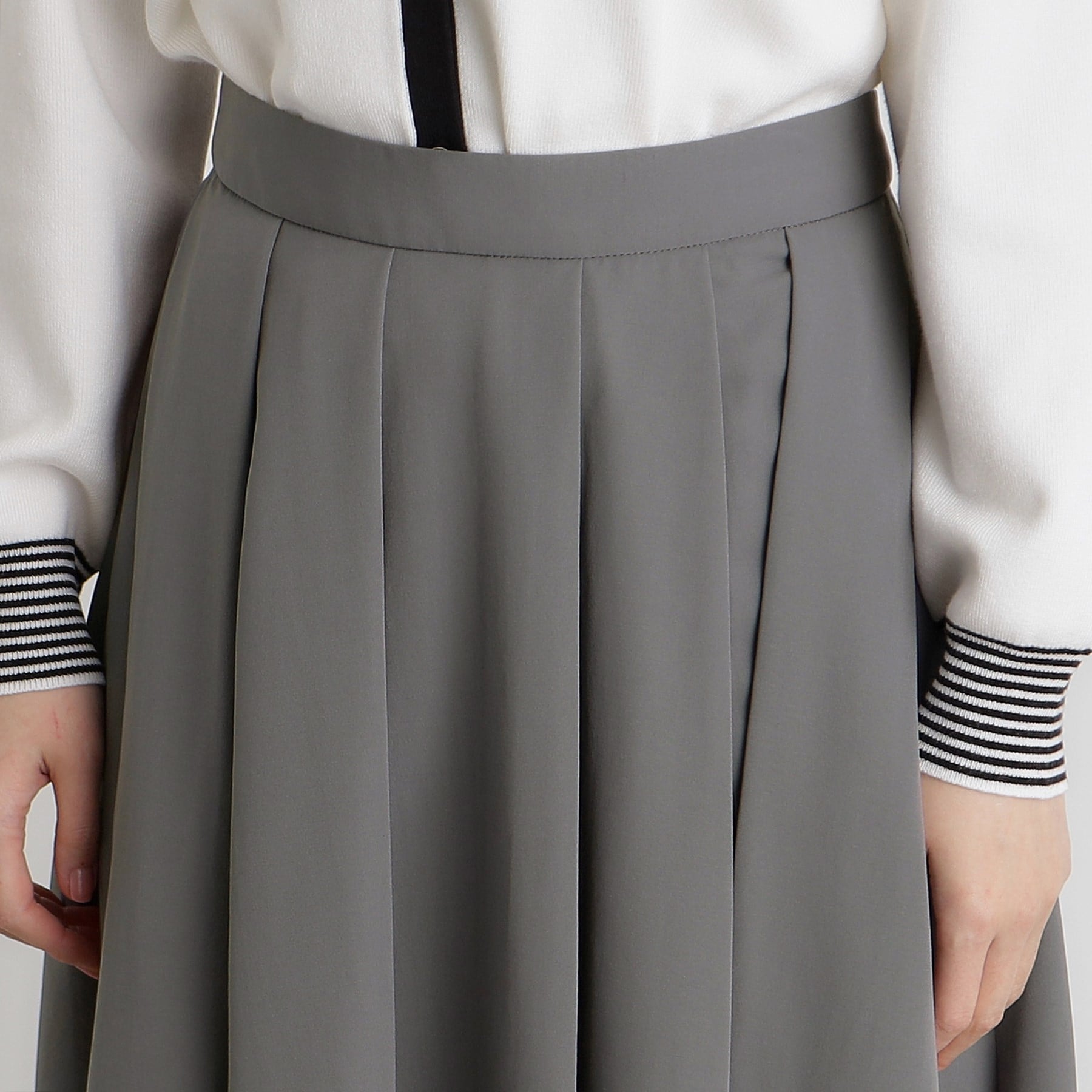 グローブ grove イレギュラータックフレアスカート (チャコールグレー(013)) チャコールグレー(013)