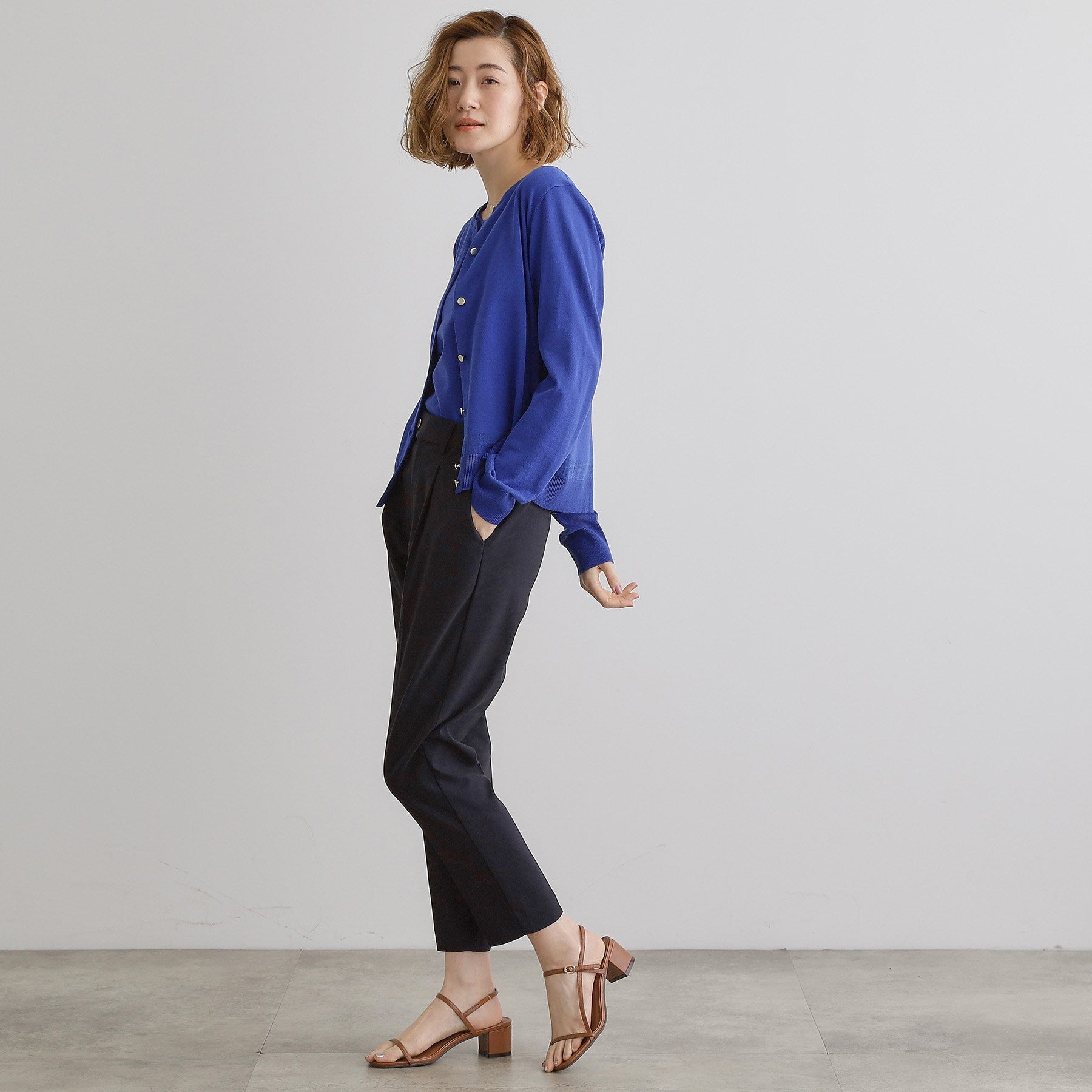 グローブ grove 【接触冷感】ハイパーストレッチテーパード (ブルー(093)) ブルー(093)