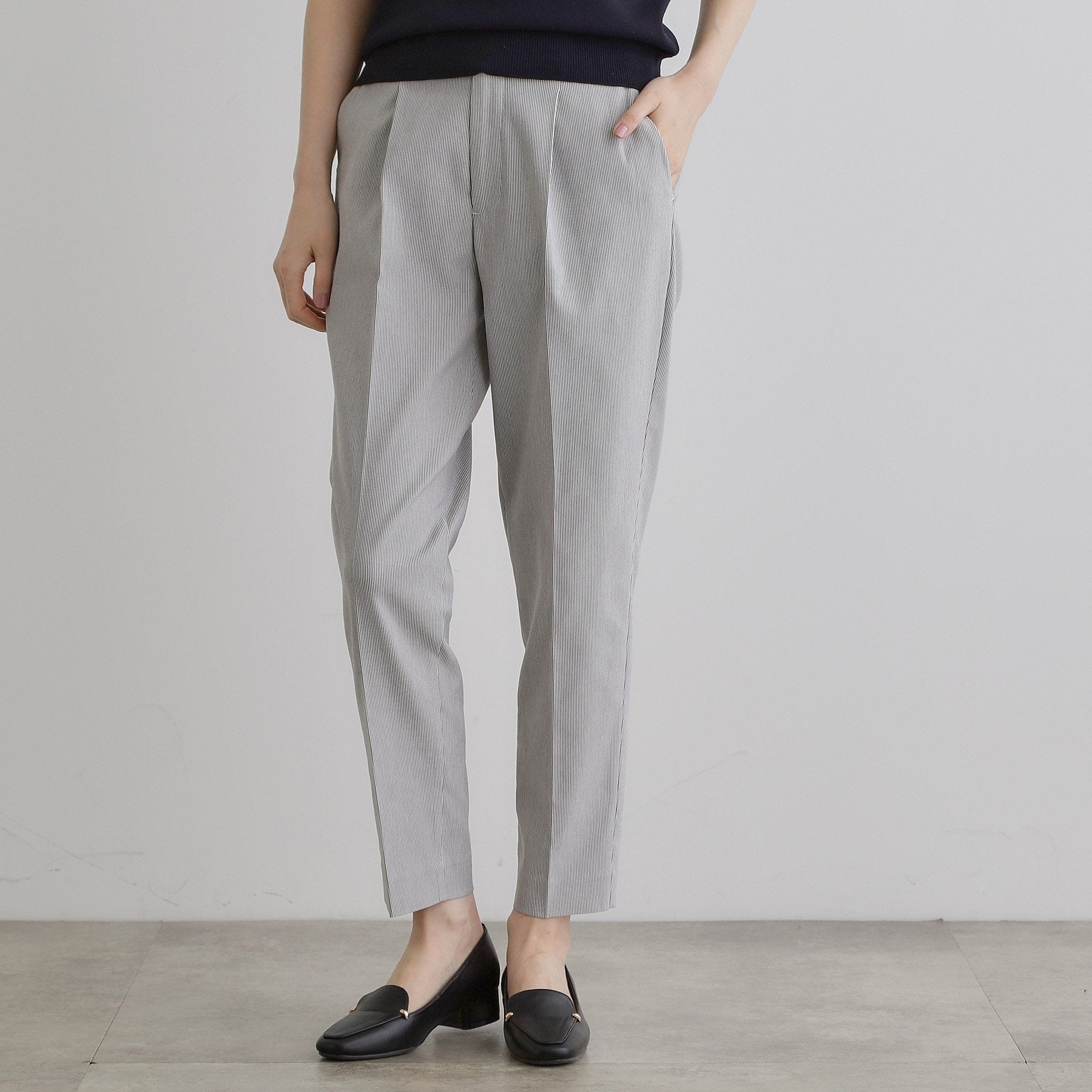 グローブ grove 【接触冷感】ハイパーストレッチテーパード (オフホワイト(303)) オフホワイト(303)