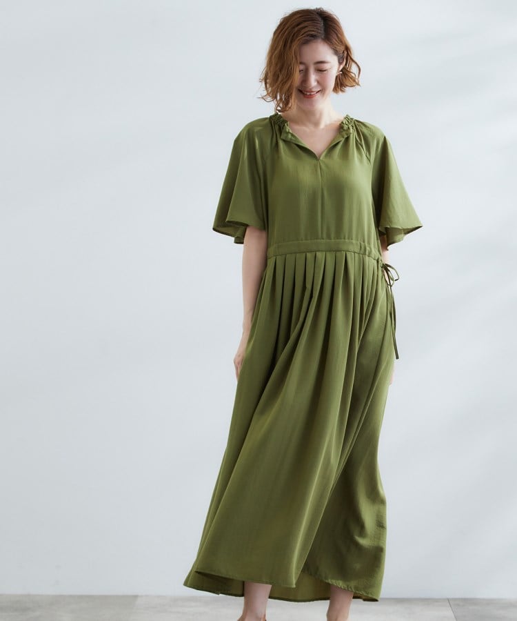 グローブ grove 【撥水】スパンボイルフレアスリーブワンピース (グリーン(023)) グリーン(023)