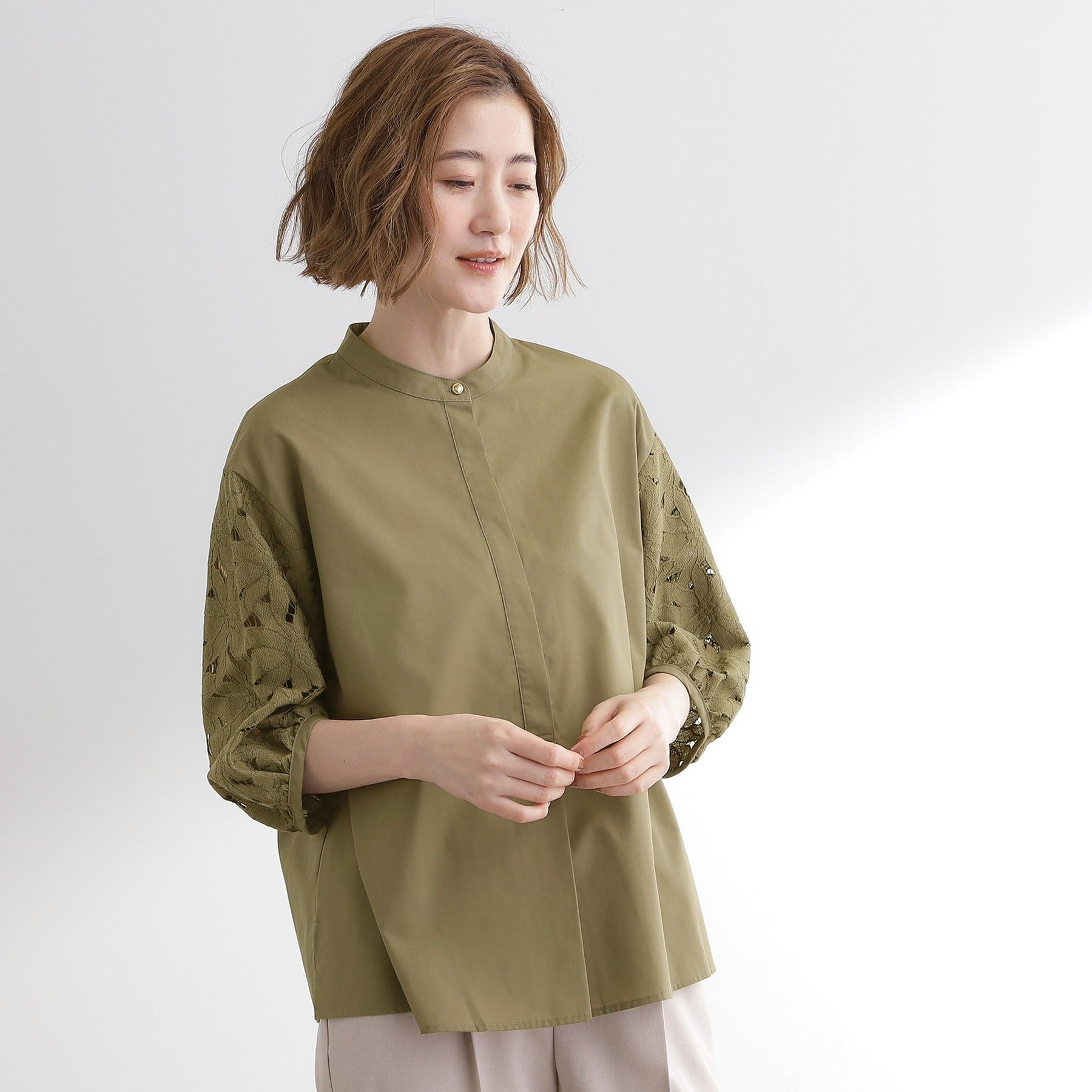 グローブ grove エシカル袖刺繍ブラウス (アイボリー(004)) アイボリー(004)