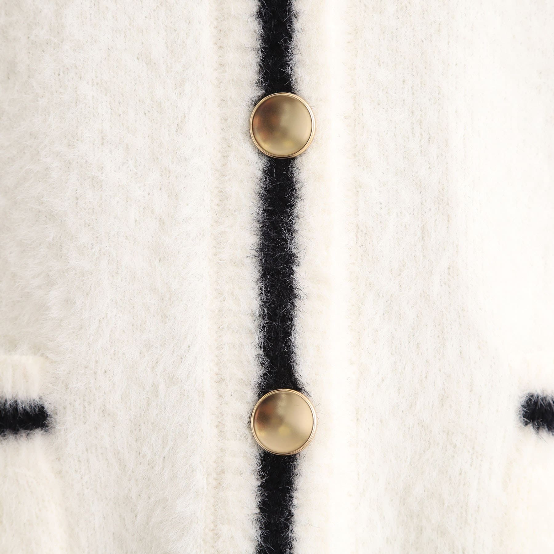 グローブ grove 軽やかフェザーで魅せる、クラシカルな主役カーディガン (グレージュ(050)) グレージュ(050)