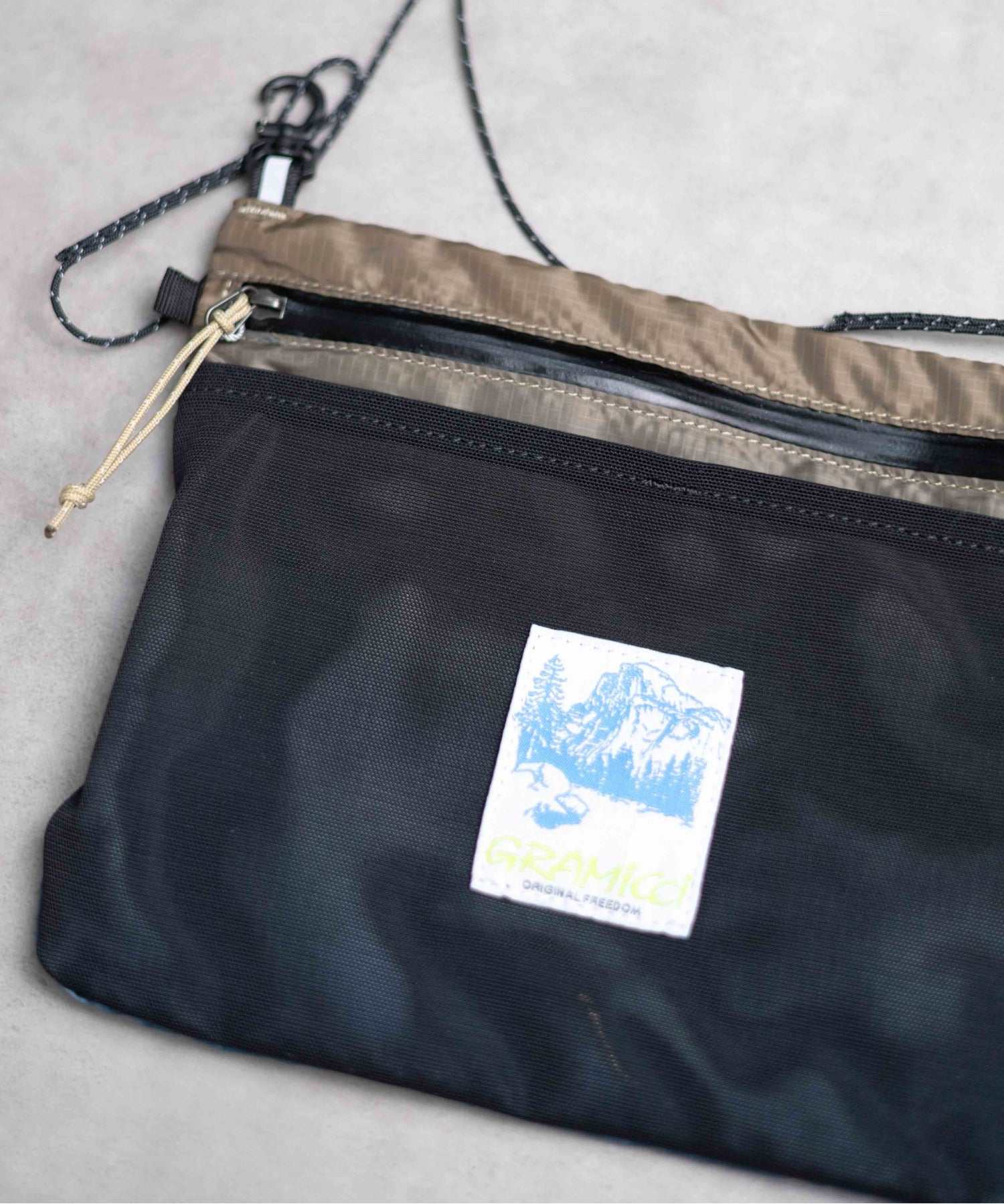 グラミチ GRAMICCI 【GRAMICCI(グラミチ) 】LT. RIPSTOP SACOCHE (ブルー) ブルー