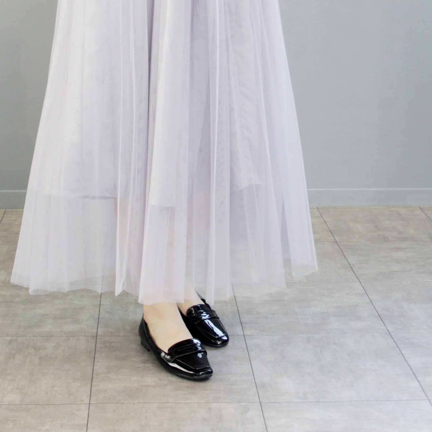 グランドフルール grandfleur 【晴雨兼用】スクエアトゥのローファーパンプス