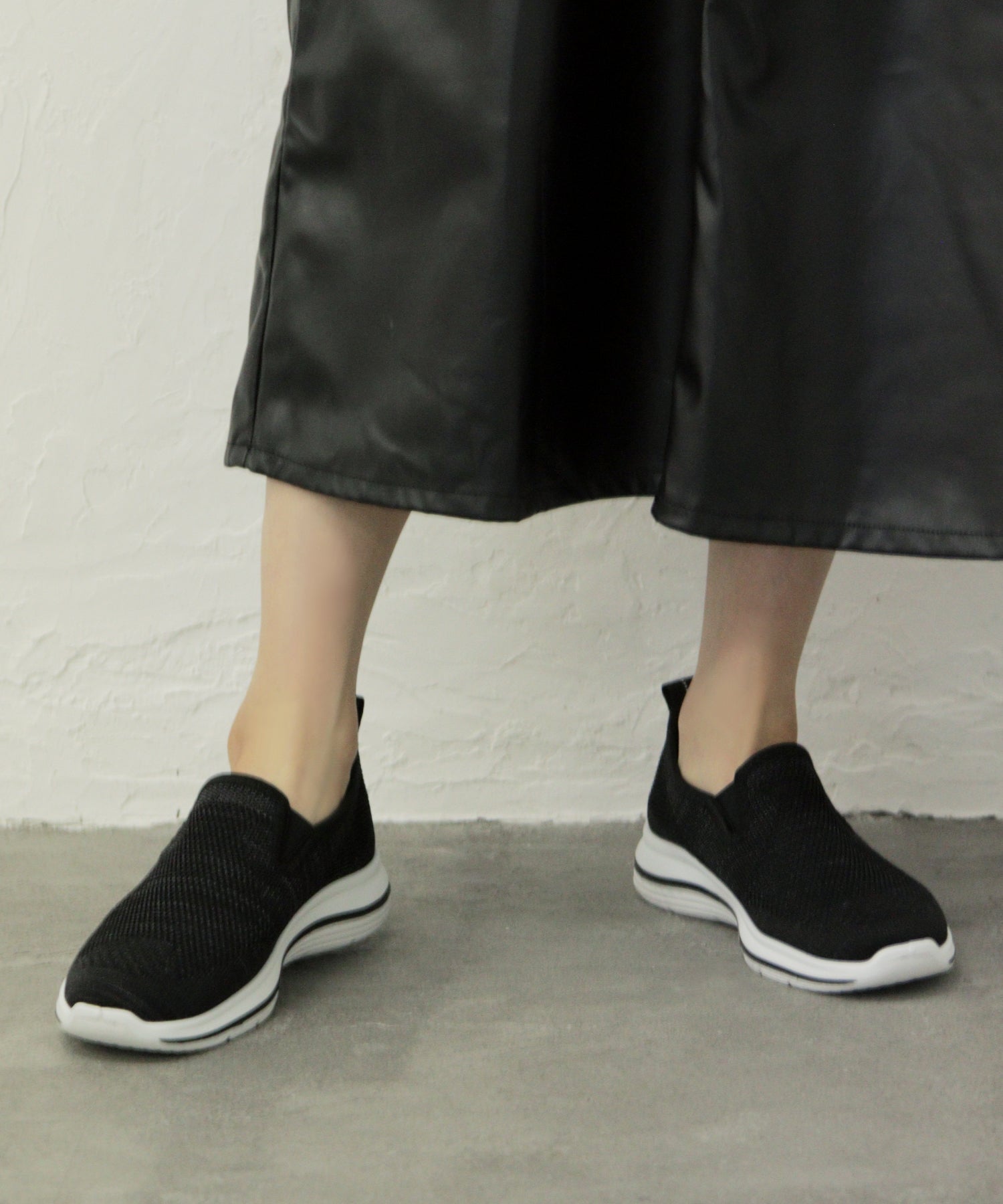 grandfleur 輕質網布套穿運動鞋