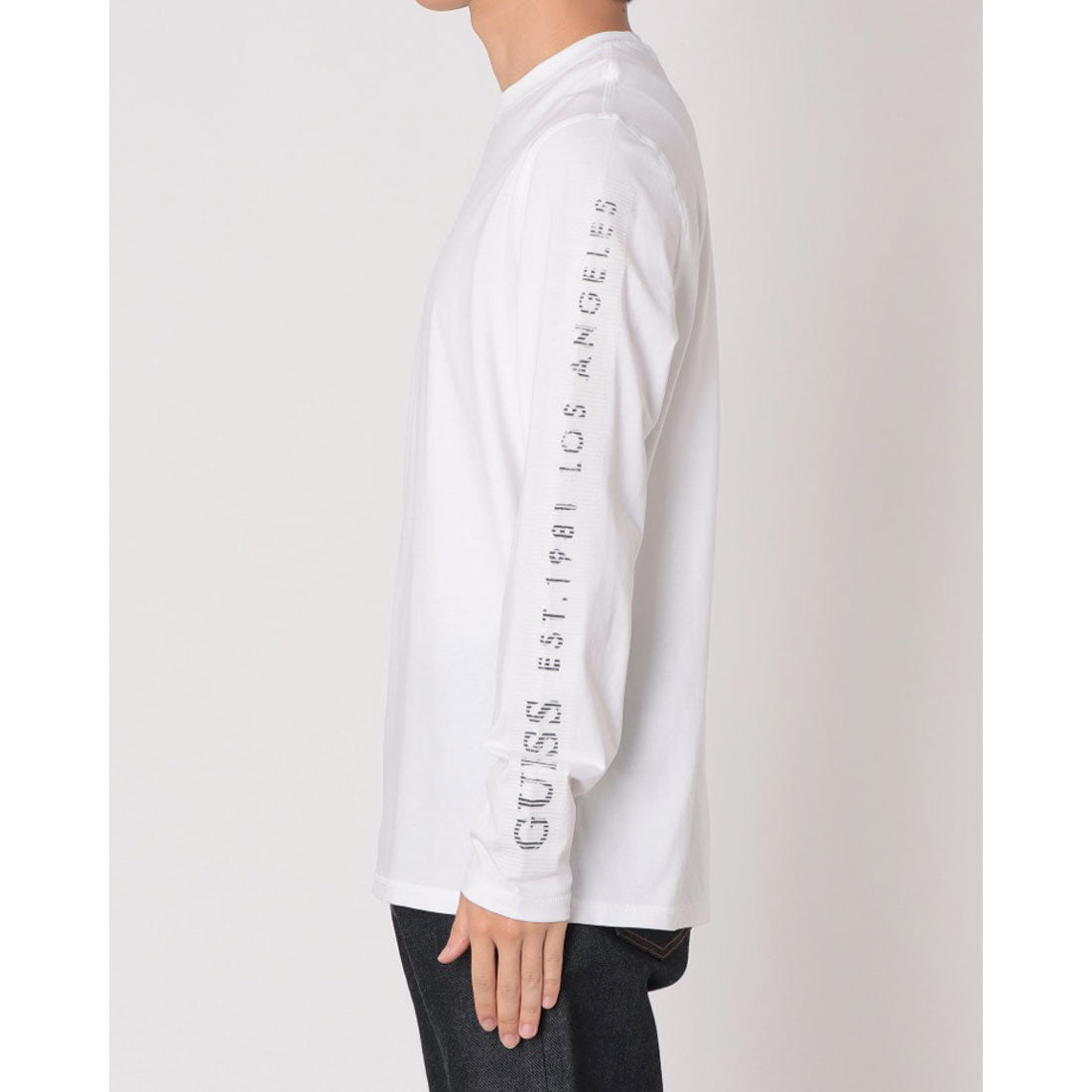 ゲス GUESS Crew Neck Long Sleeves Logo Tee (G011) G011