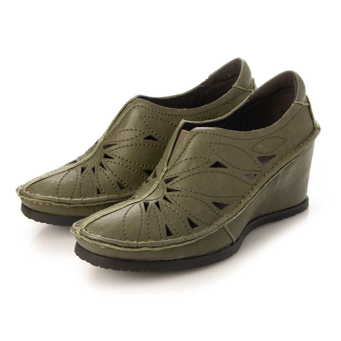 ヒナ デイ グリーン Hina Day Green 本革フラワーステッチウェッジソールパンプス (カーキ) カーキ