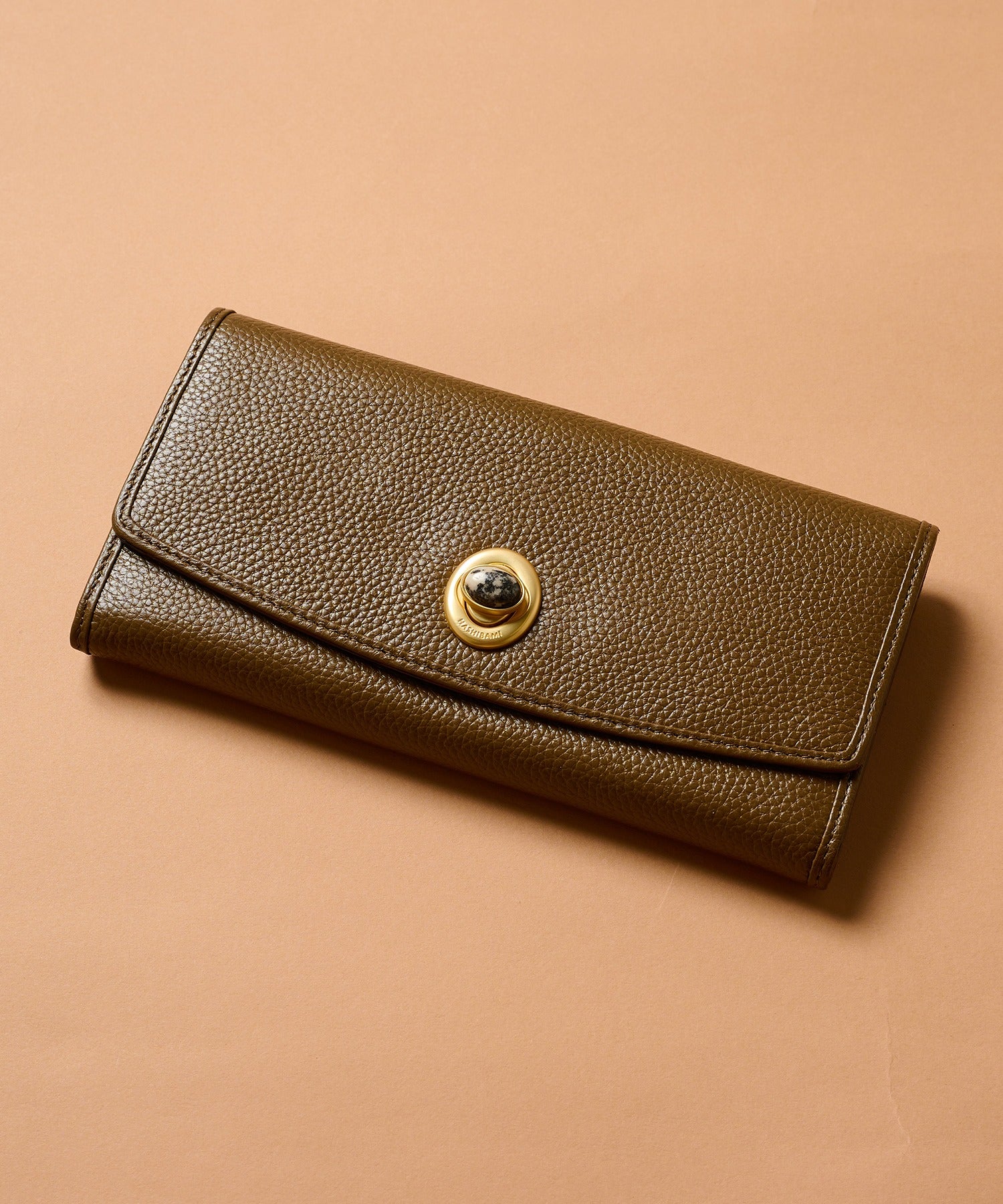 ハシバミ HASHIBAMI 天然石ロングウォレット (ブラウン) ブラウン