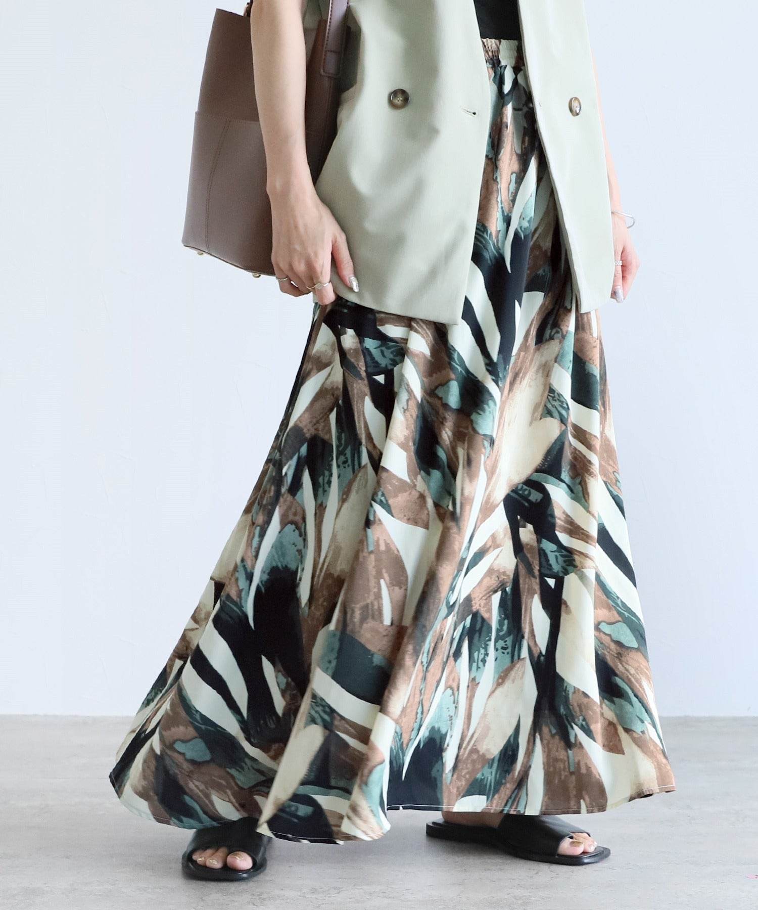 レカ reca アンティークペイント柄フレアスカート