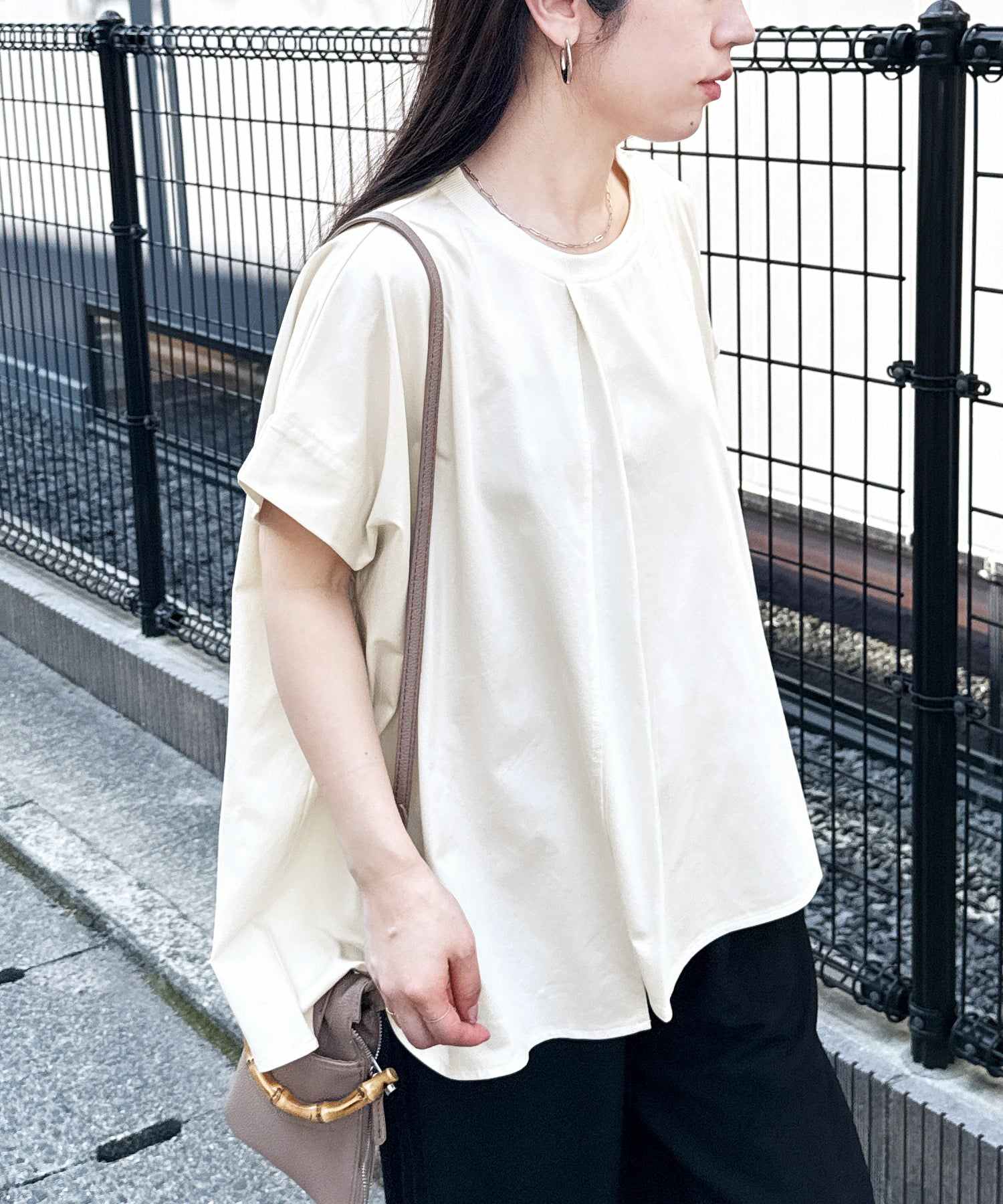 レカ reca 接触冷感☆アシメントリーフロントタックプルオーバー(on4644641) (アイボリー(オフホワイト)) アイボリー(オフホワイト)