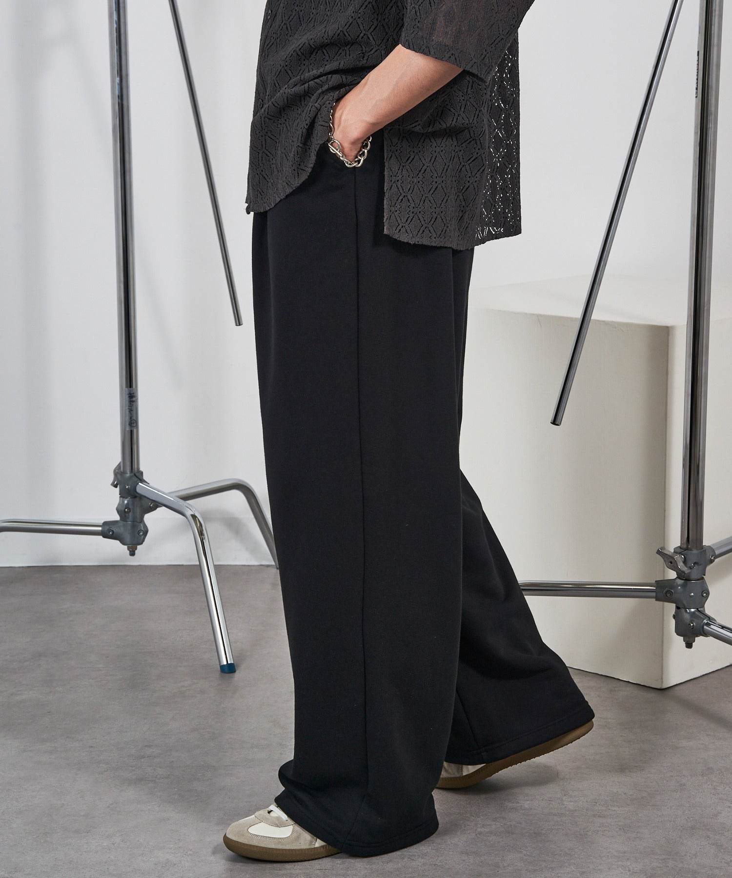 マガジンデモードコンタクト MAGASIN DE MODE CONTACT ダブルタック極太スエットパンツ (ブラック) ブラック