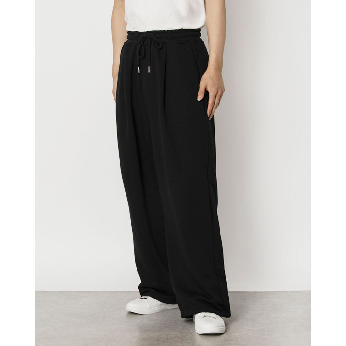 マガジンデモードコンタクト MAGASIN DE MODE CONTACT ダブルタック極太スエットパンツ (ブラック) ブラック