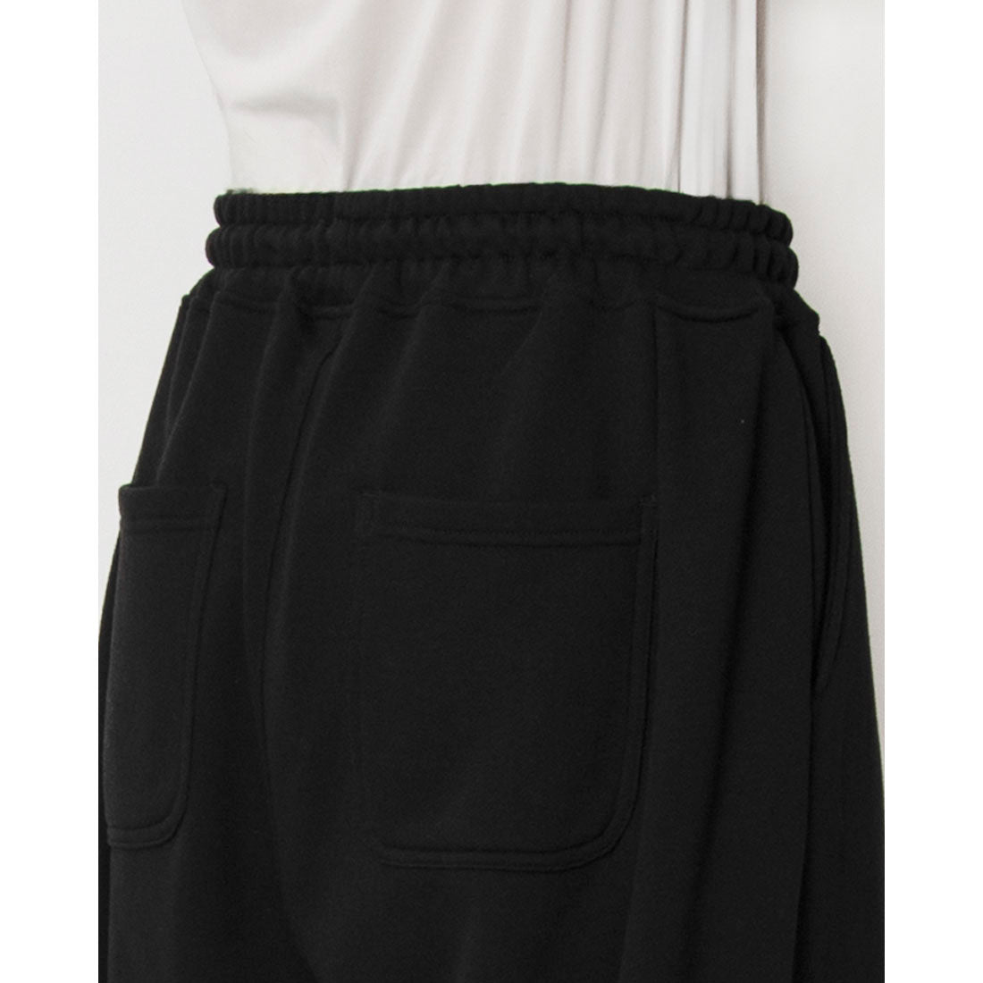 マガジンデモードコンタクト MAGASIN DE MODE CONTACT ダブルタック極太スエットパンツ (ブラック) ブラック