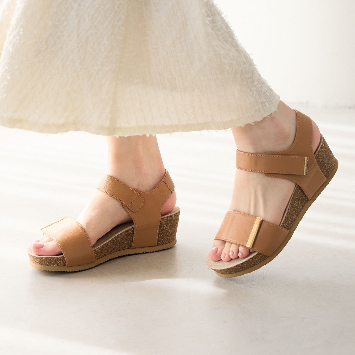 ヒミコ 卑弥呼 メタルパーツスポーツサンダル/651203 (キャメル) キャメル