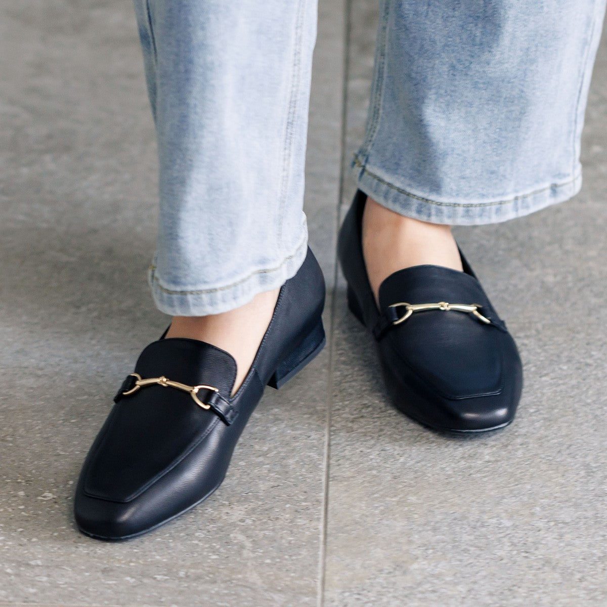 ヒミコ 卑弥呼 【WEB限定デザイン】<本革>ビットモチーフローファー/621353,ブラック