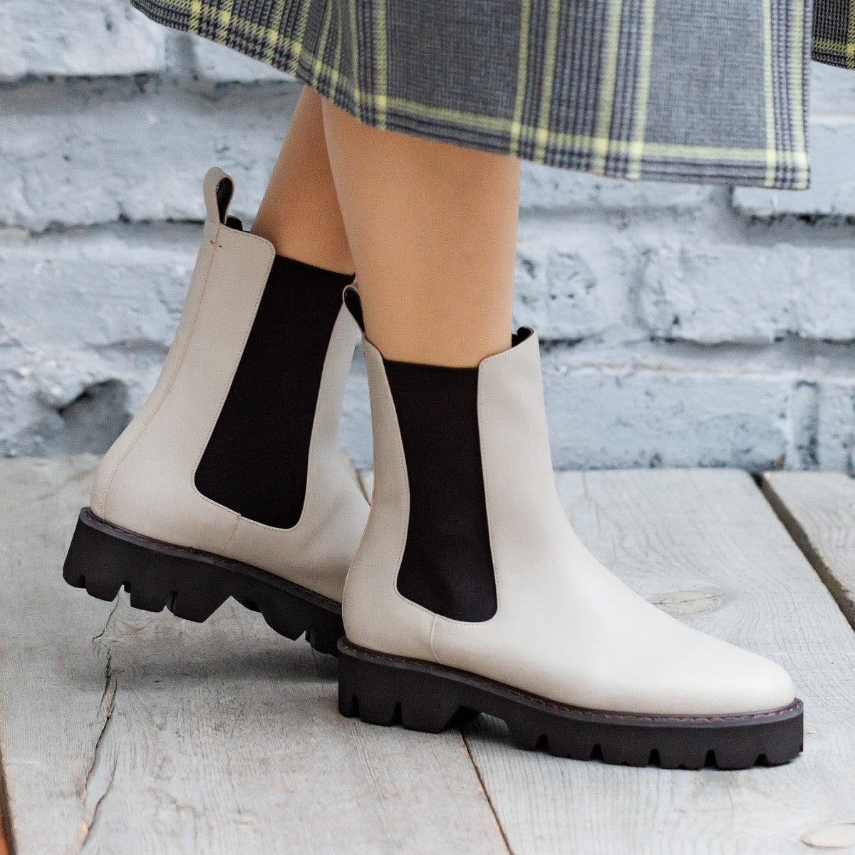 ヒミコ 卑弥呼 【撥水レザー】サイドゴアトラックソールブーツ/621406 (アイボリ-) アイボリ-