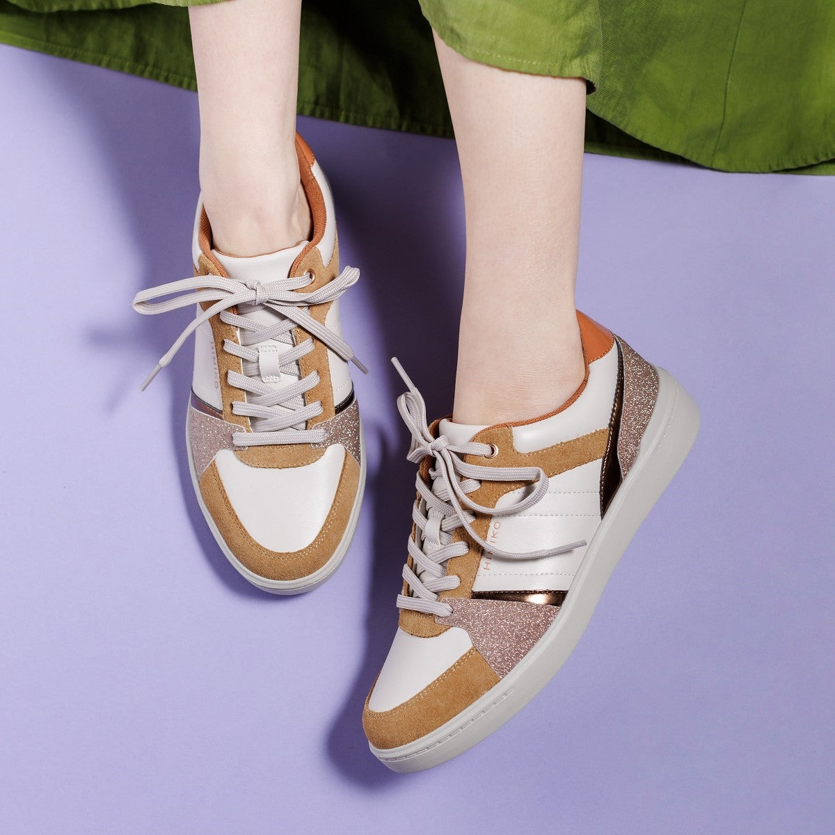 ヒミコ 卑弥呼 マルチカラーコートソールスニーカー/637102