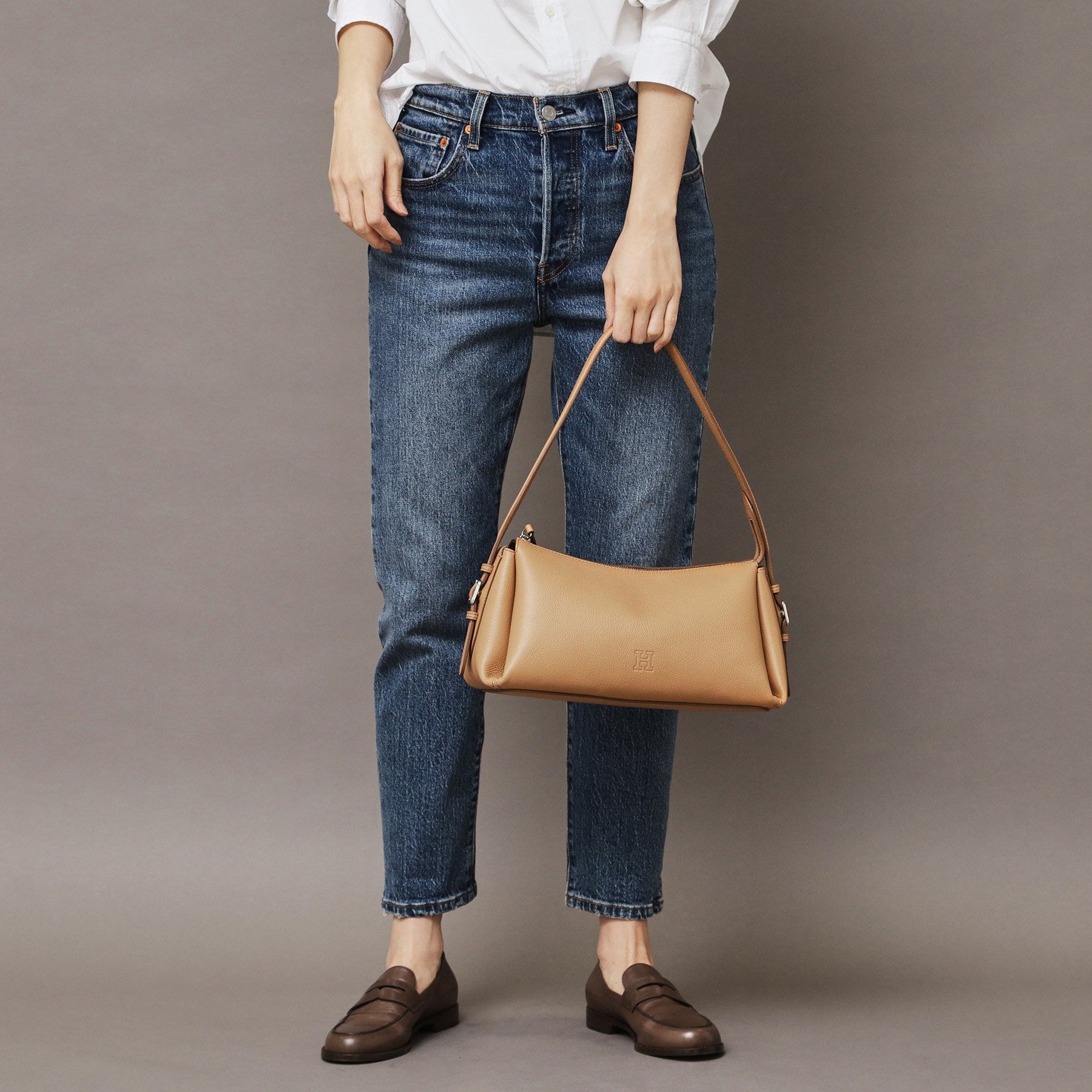 ヒロフ HIROFU 【サルト】2WAY レザーショルダーバッグ S 本革 (ツンドラ(710)) ツンドラ(710)