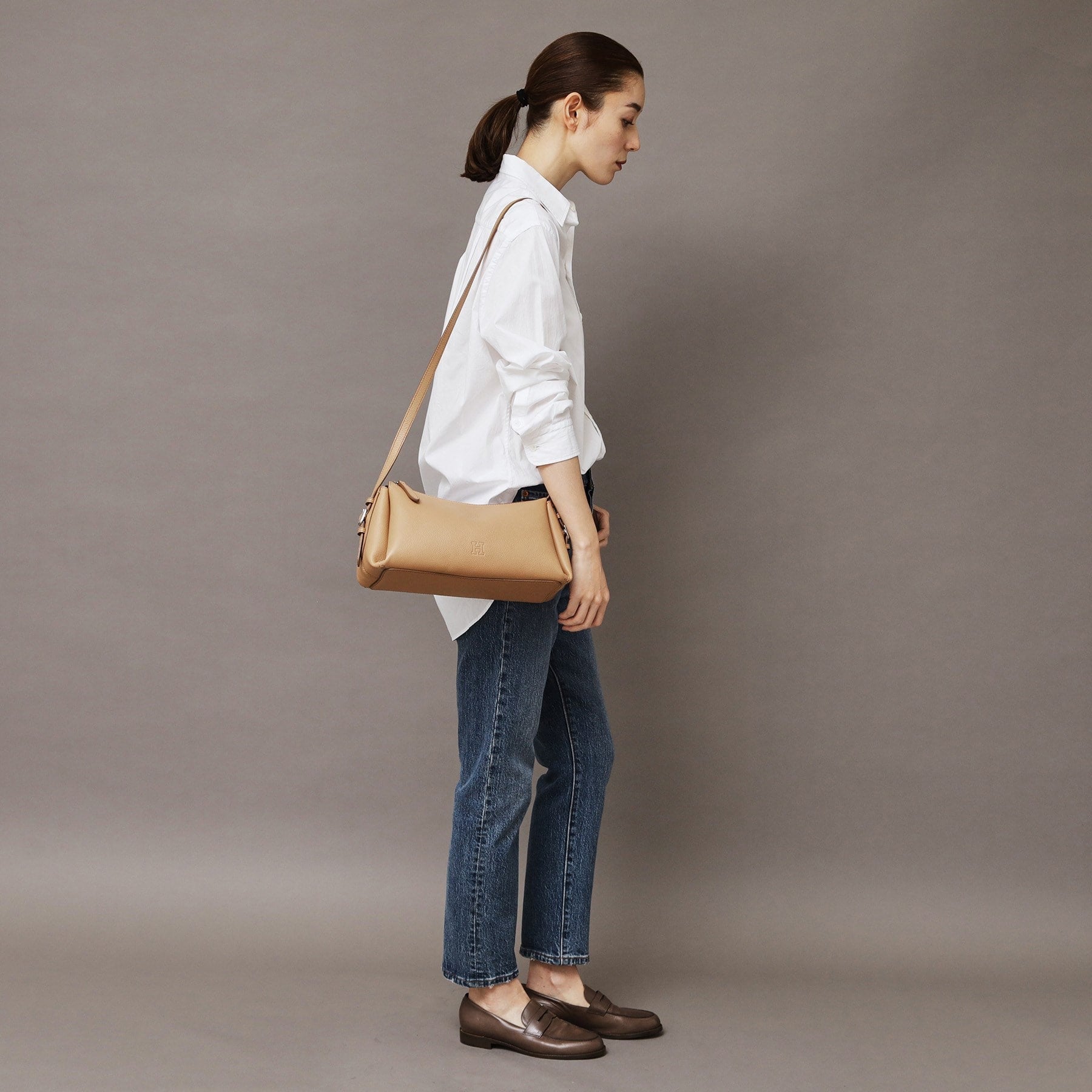 ヒロフ HIROFU 【サルト】2WAY レザーショルダーバッグ S 本革 (ツンドラ(710)) ツンドラ(710)