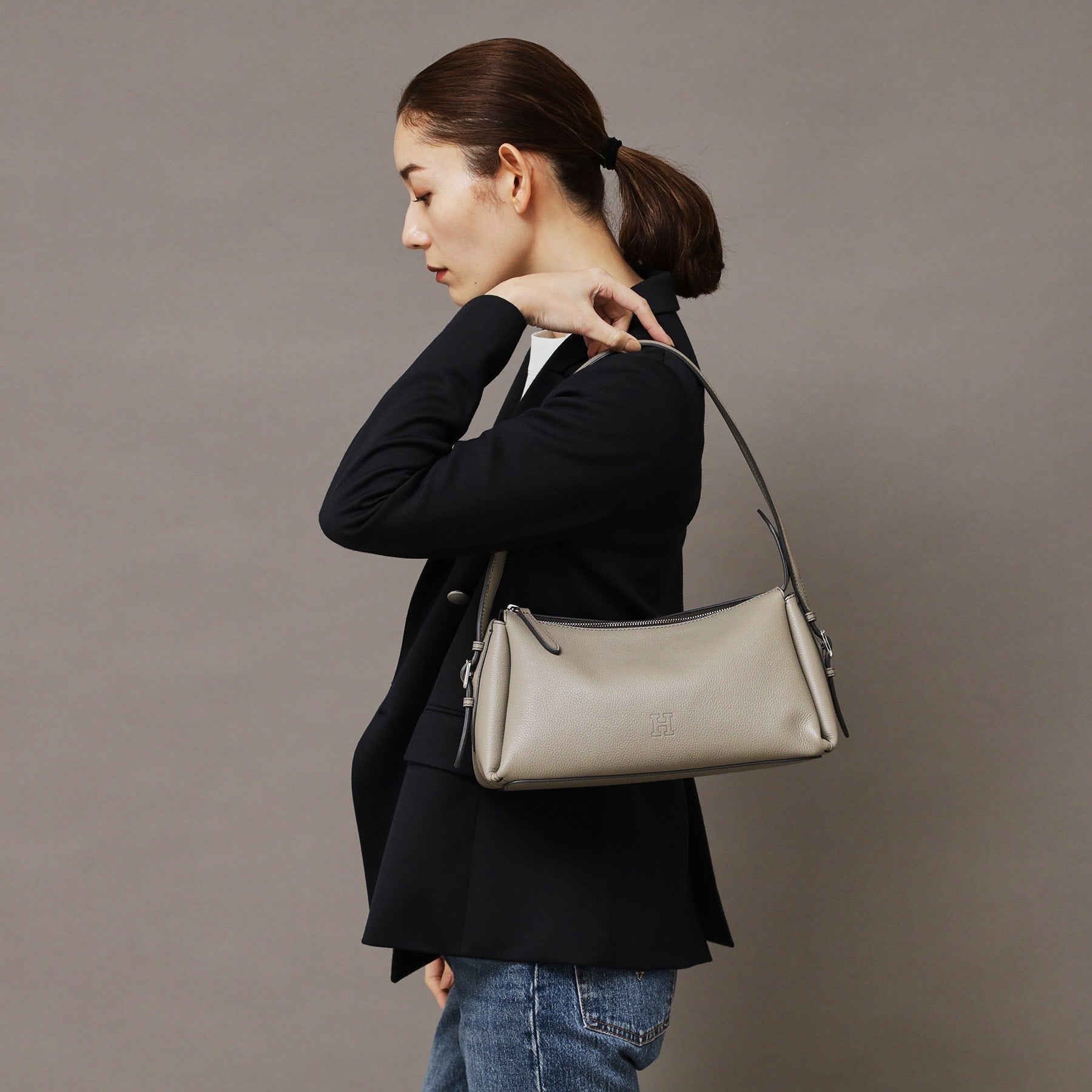 ヒロフ HIROFU 【サルト】2WAY レザーショルダーバッグ S 本革 (ツンドラ(710)) ツンドラ(710)