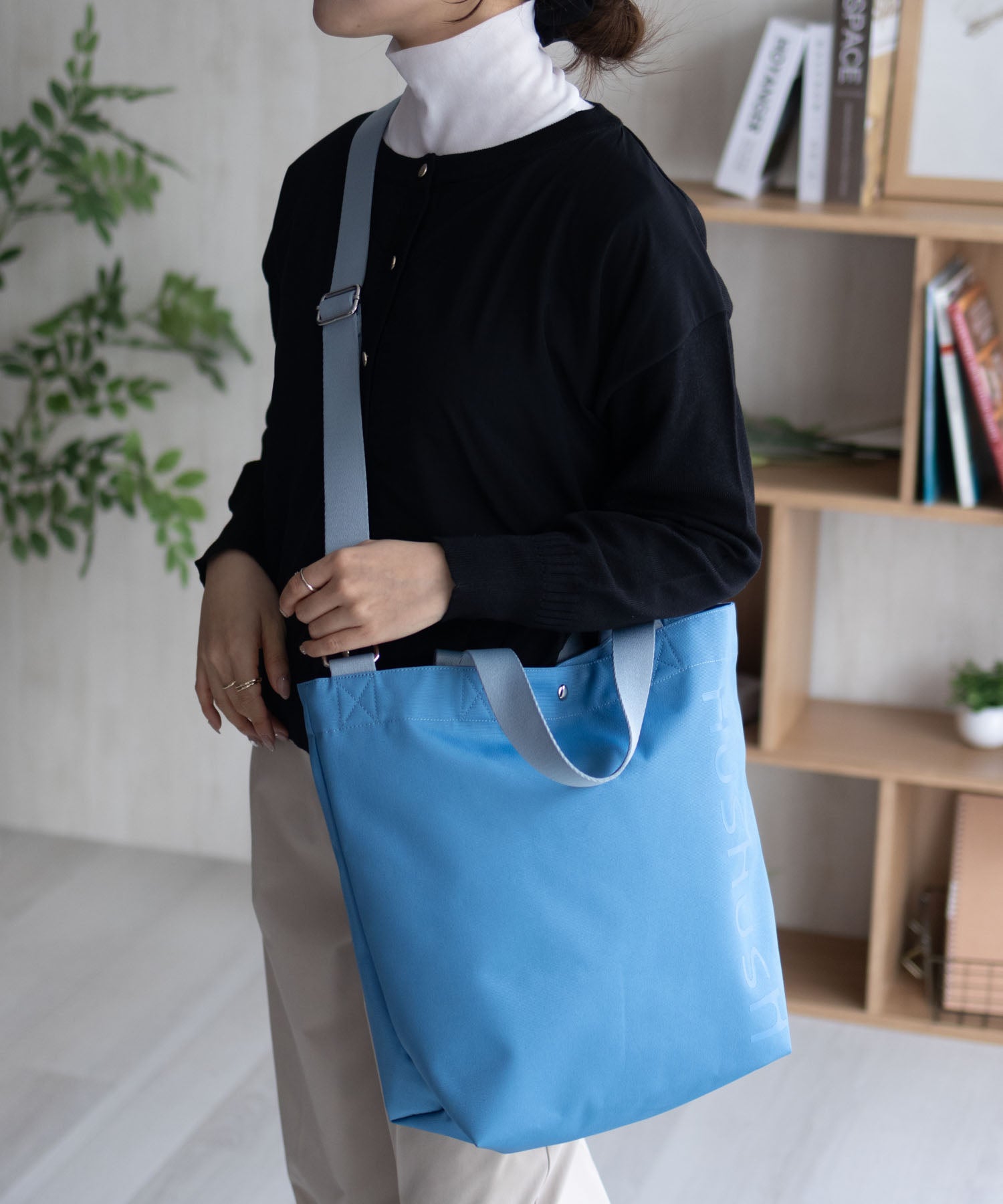 ハッシュアッシュ HusHusH ロゴ入りトートバッグ (パープル) パープル